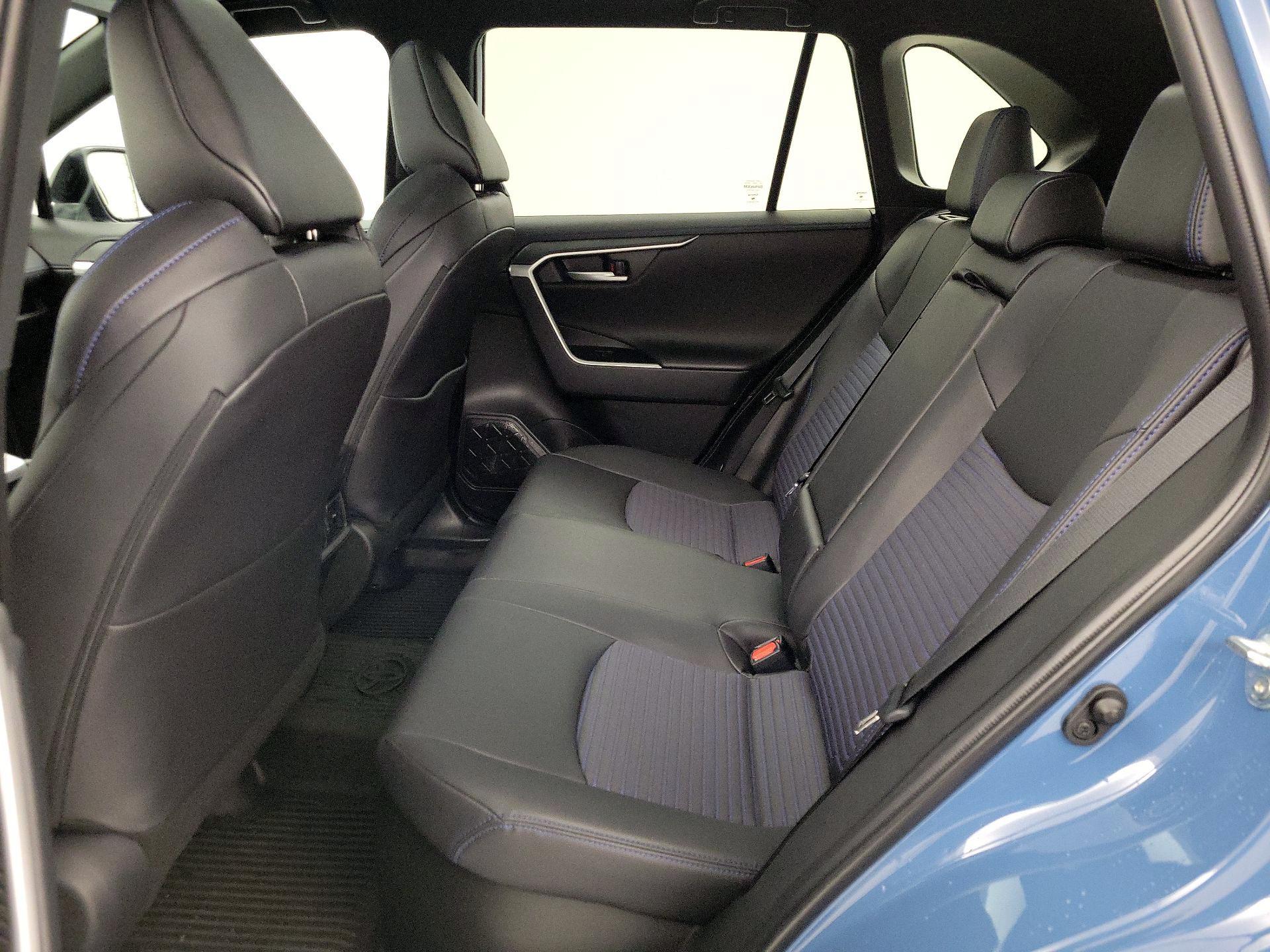 Thumbnail: 2025 Toyota RAV4 - 20