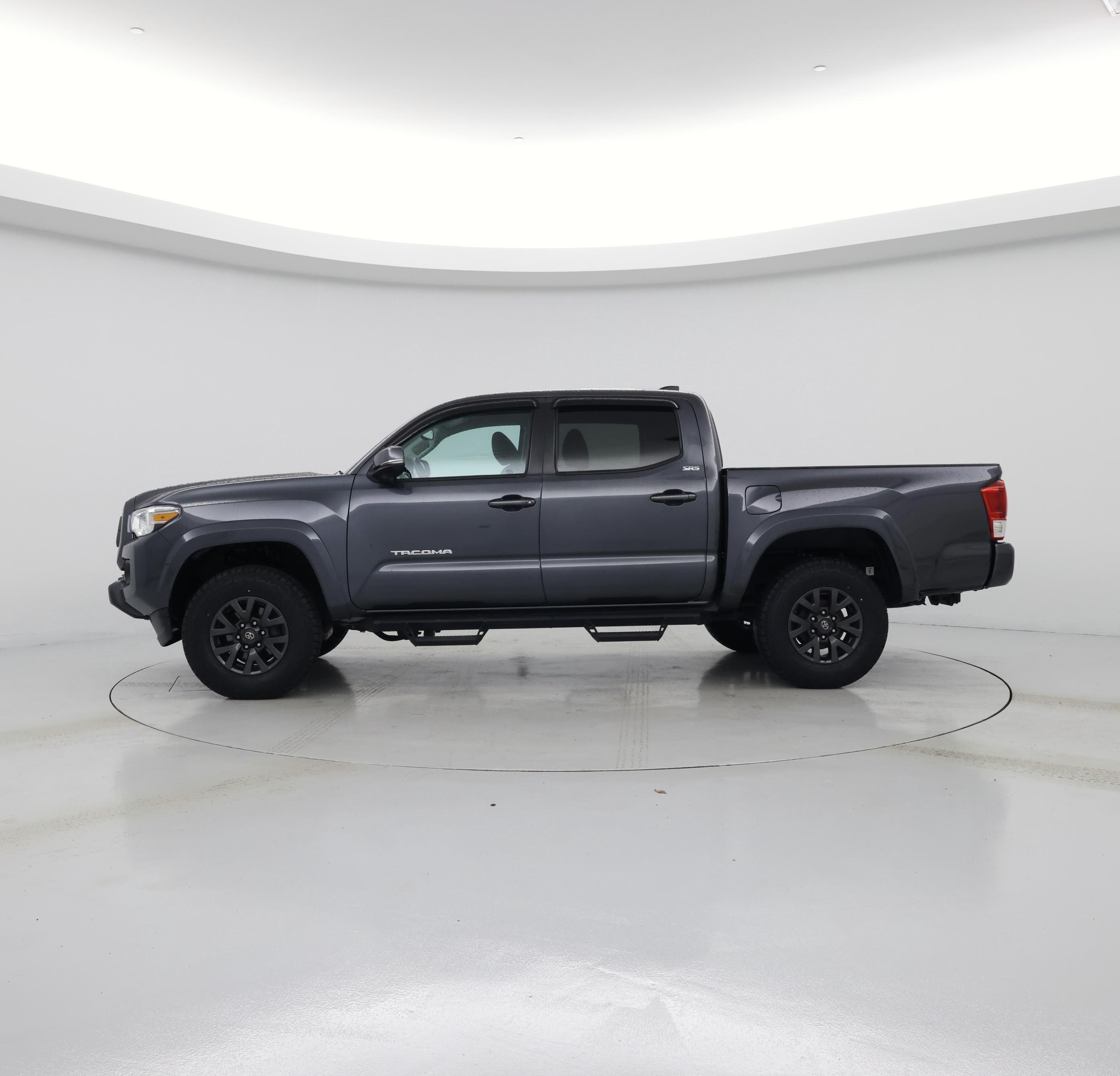 Thumbnail: 2023 Toyota Tacoma - 3