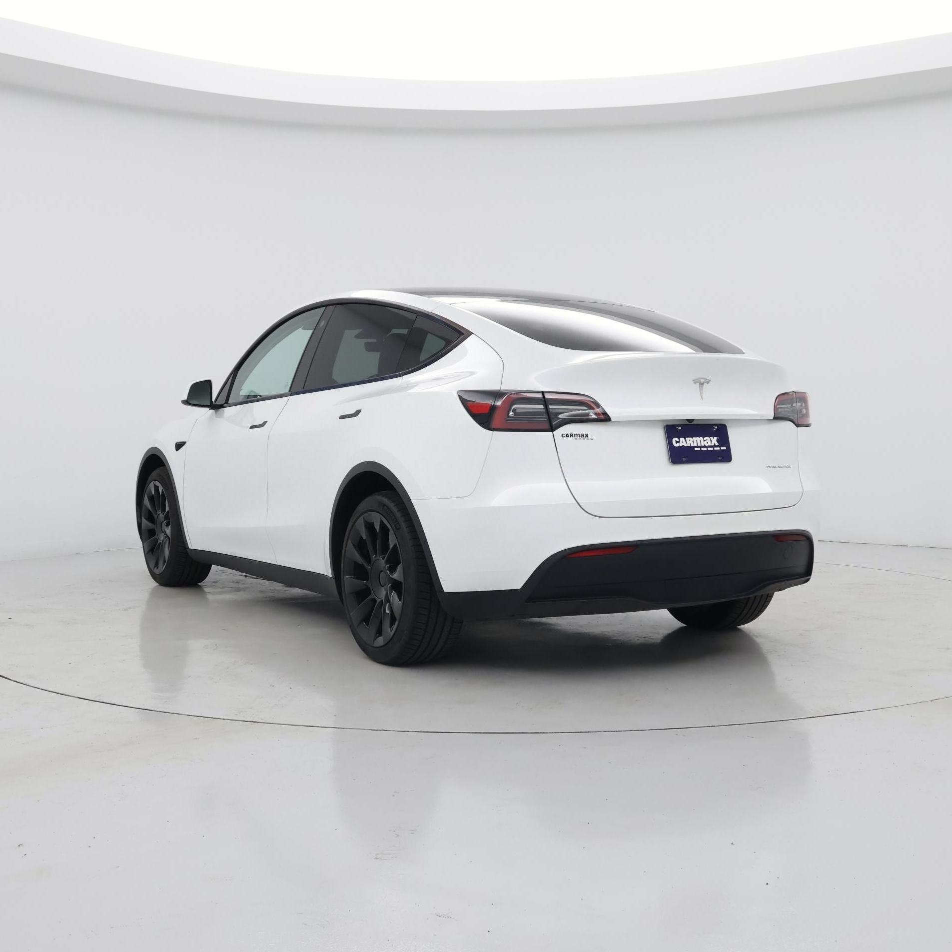 Thumbnail: 2023 Tesla Model Y - 2