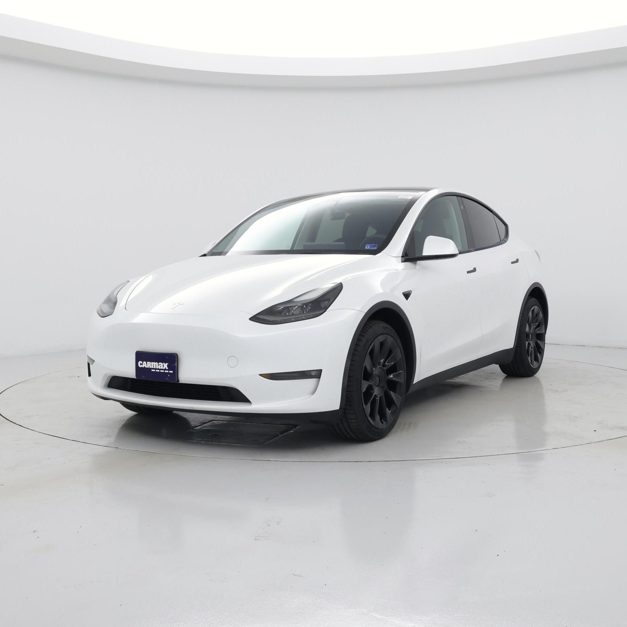 Thumbnail: 2023 Tesla Model Y - 4
