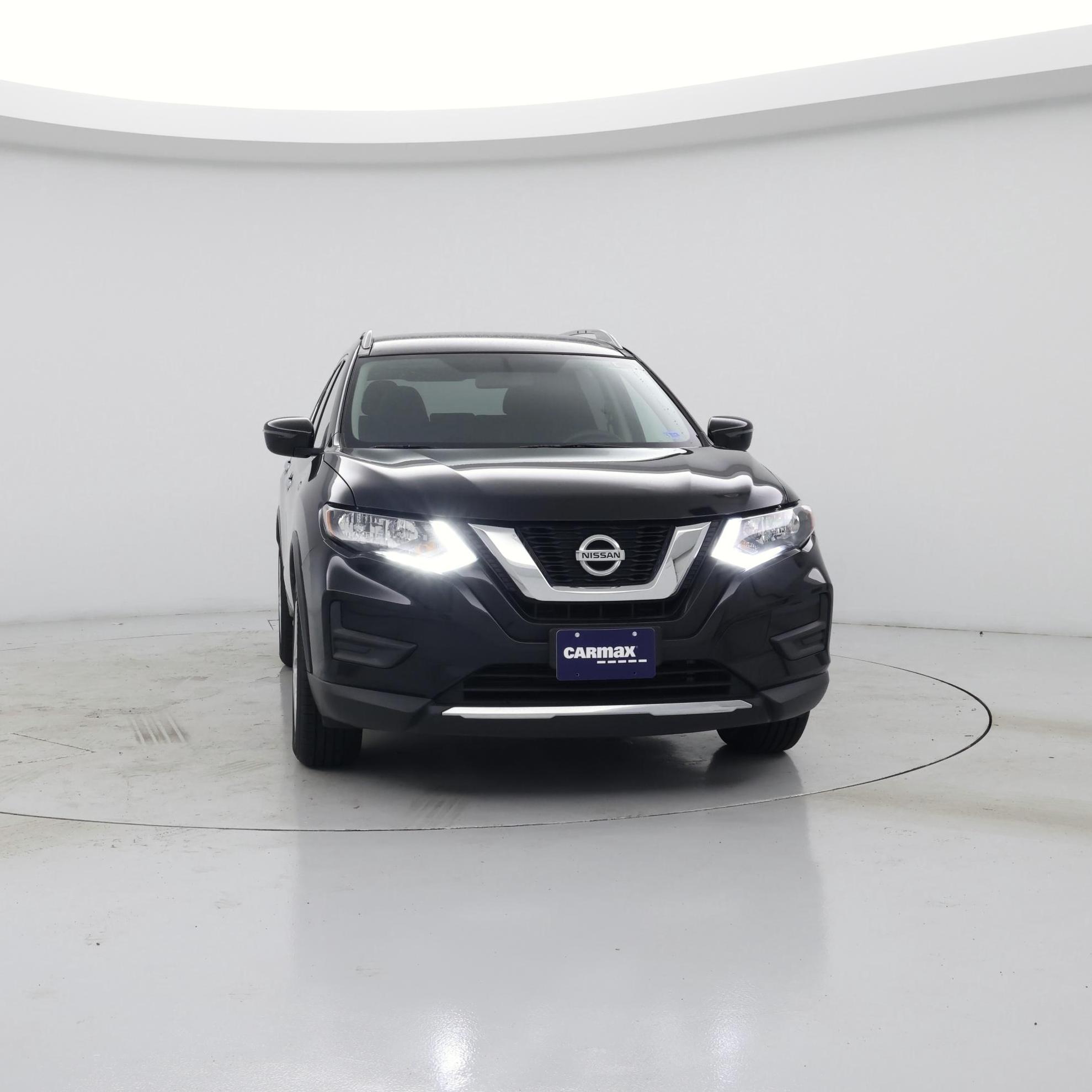 Thumbnail: 2017 Nissan Rogue - 5