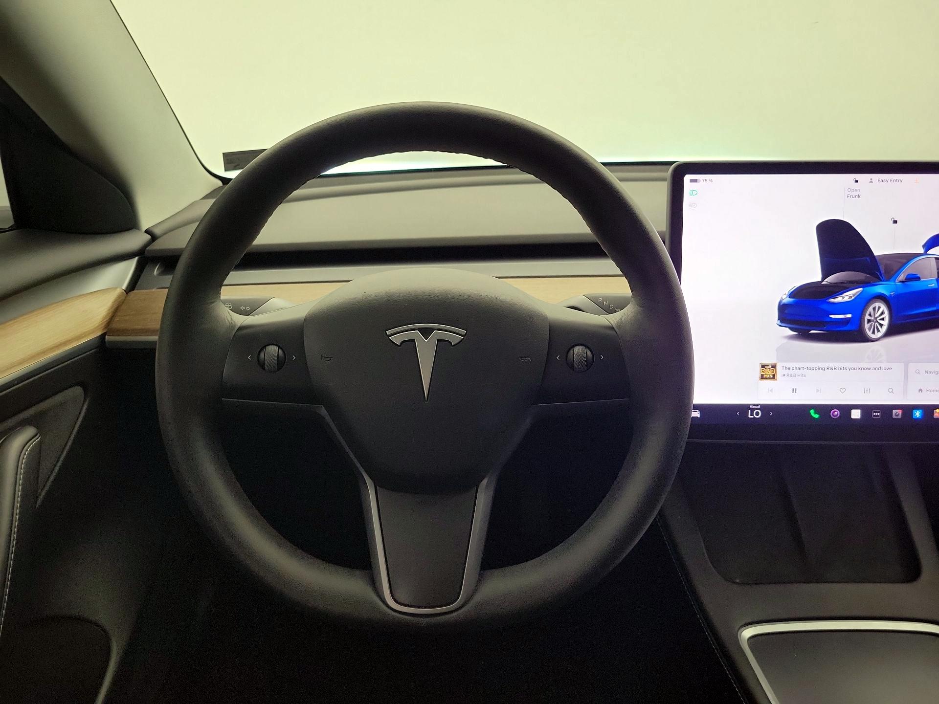 Thumbnail: 2022 Tesla Model 3 - 10