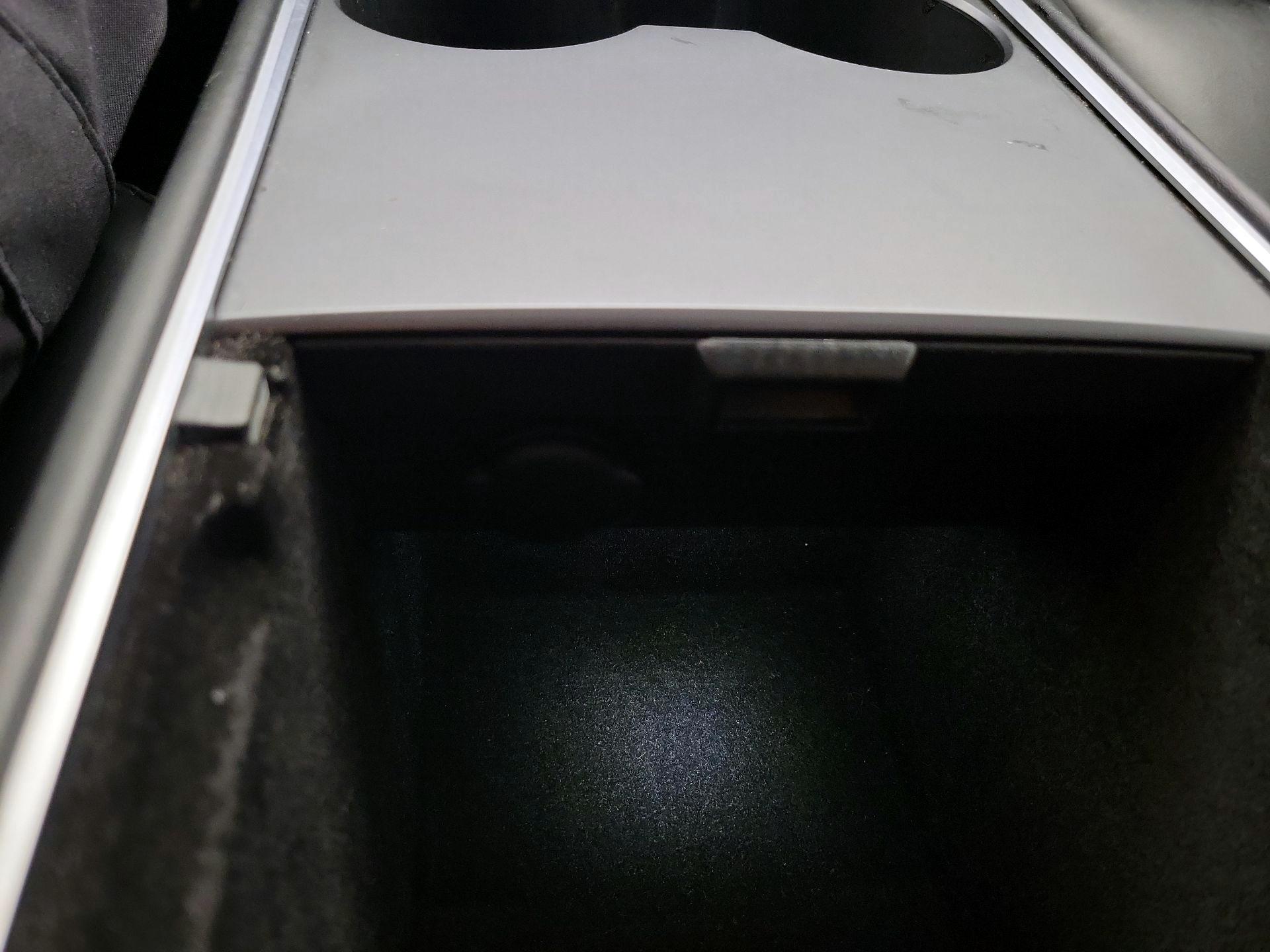 Thumbnail: 2022 Tesla Model 3 - 18