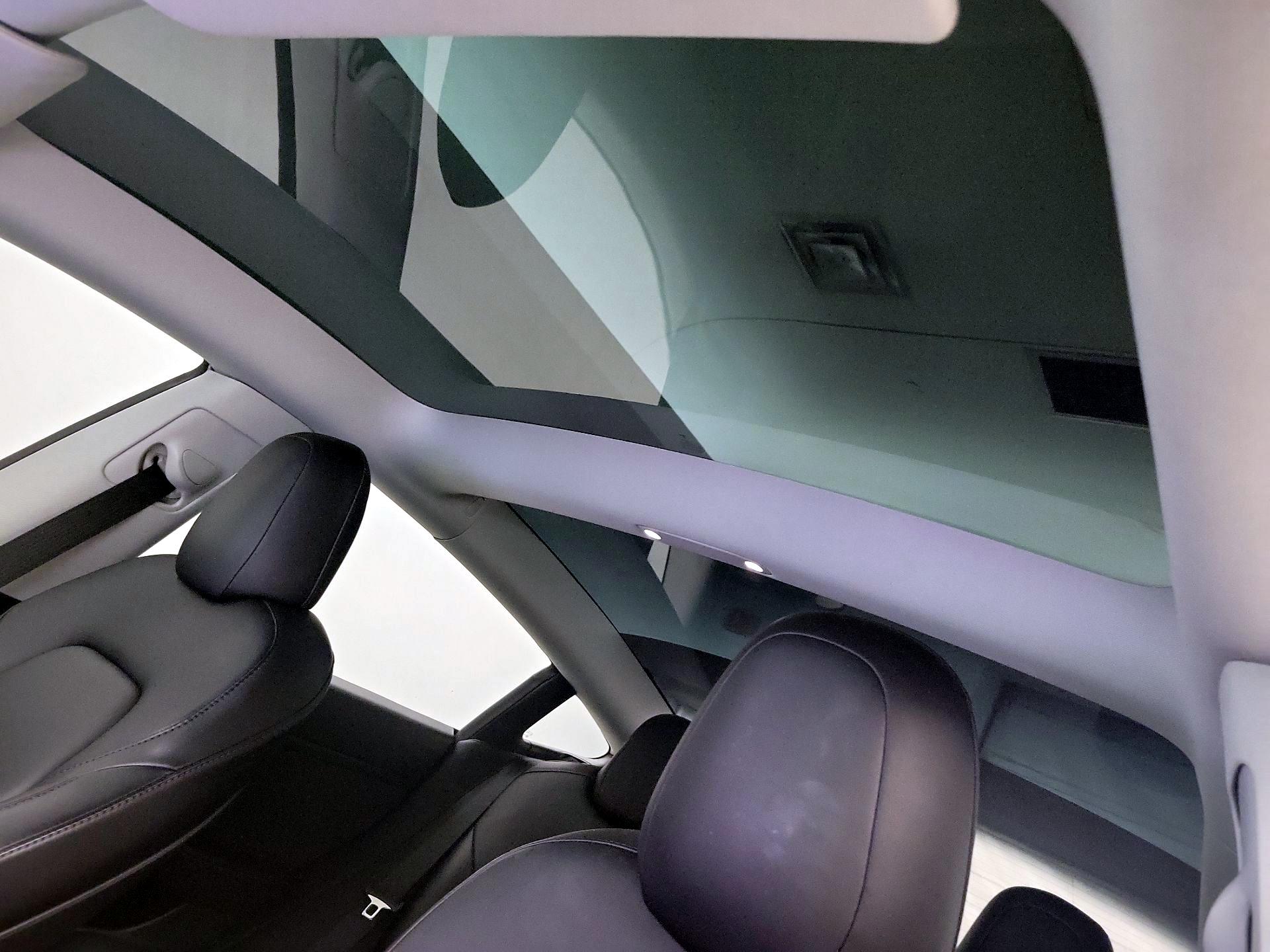 Thumbnail: 2022 Tesla Model 3 - 19