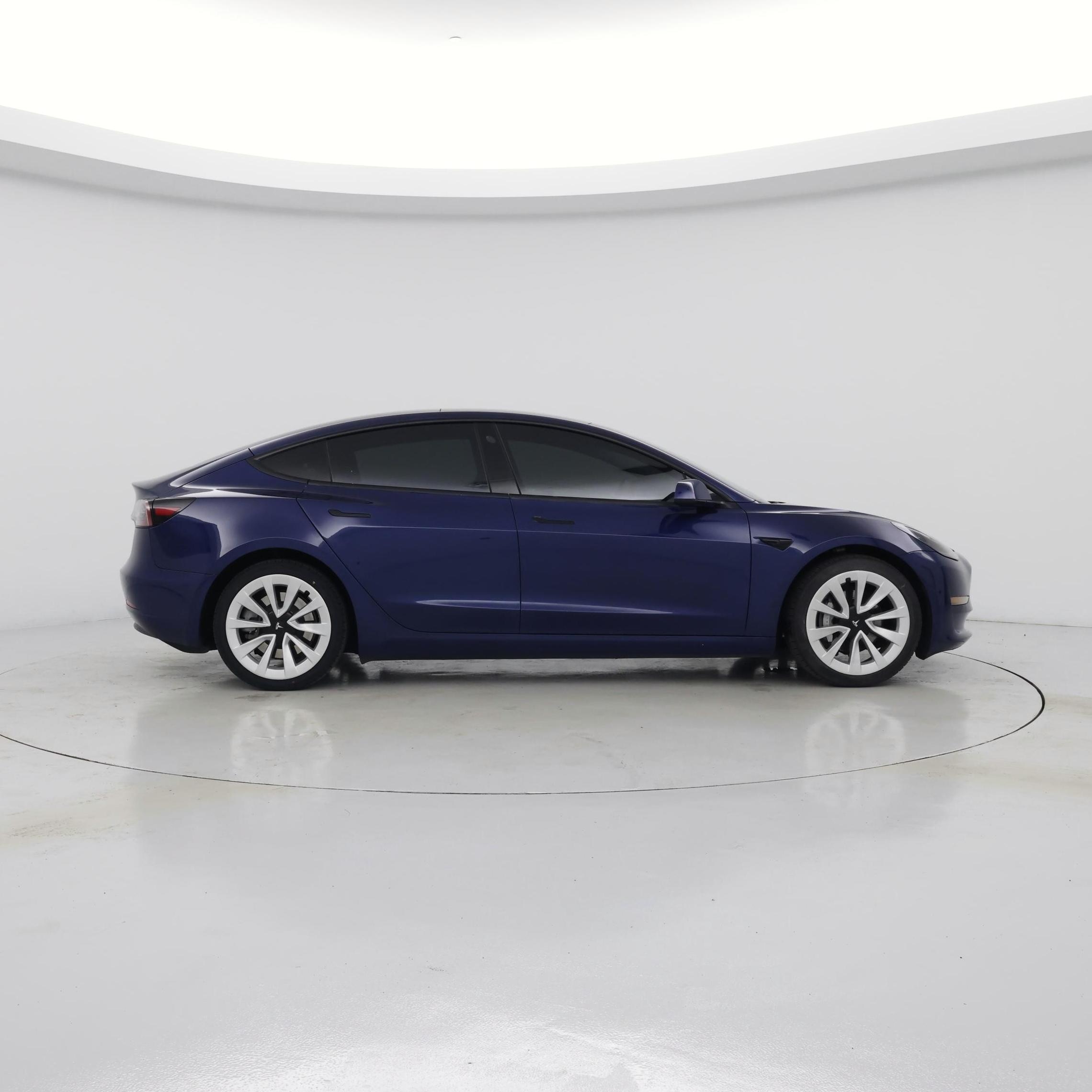 Thumbnail: 2022 Tesla Model 3 - 7