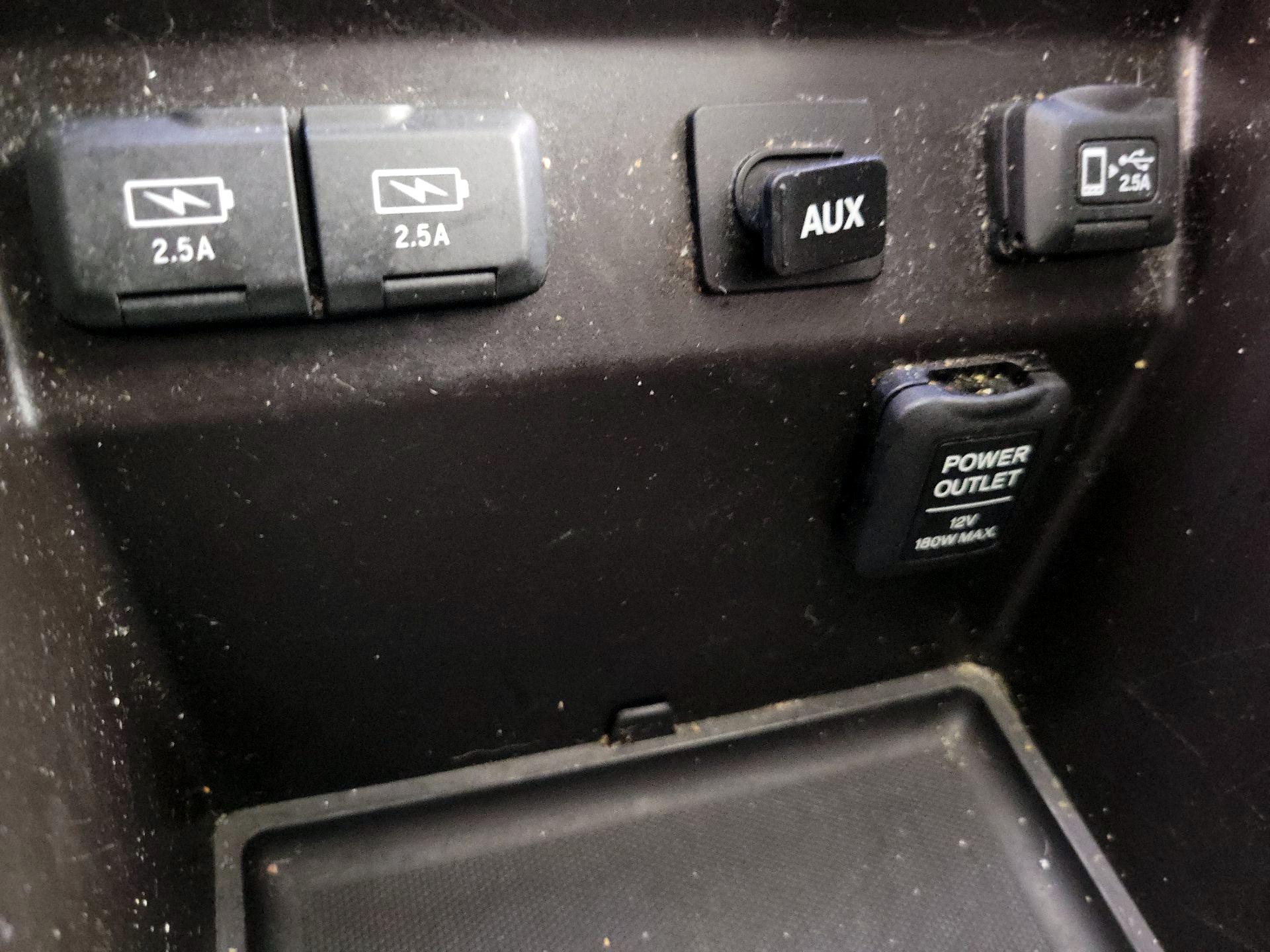 Thumbnail: 2019 Acura MDX - 19