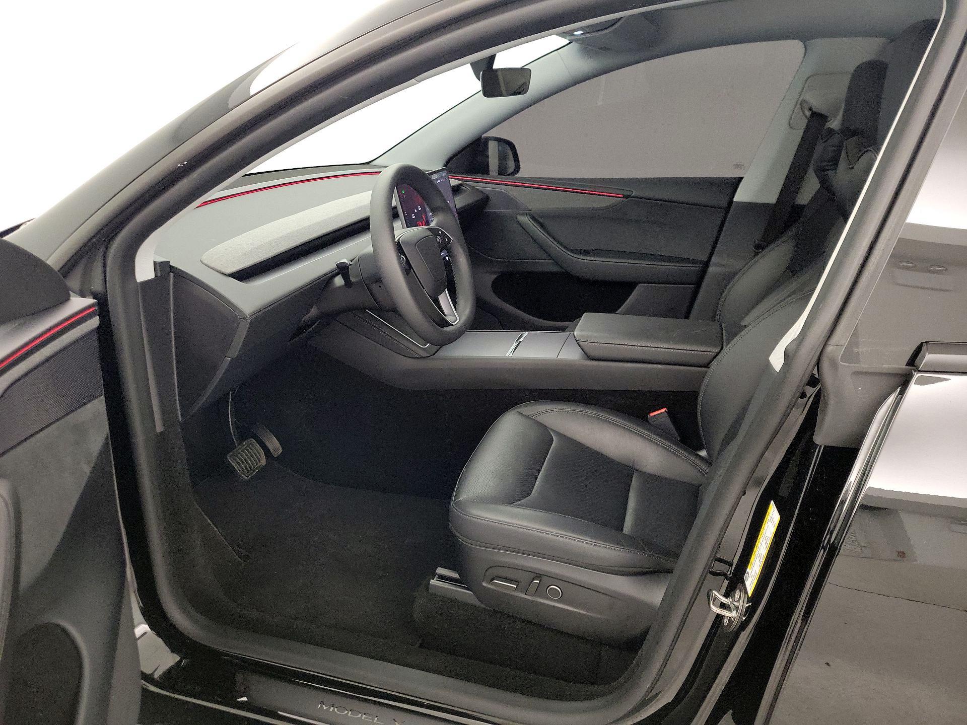 Thumbnail: 2026 Tesla Model Y - 11