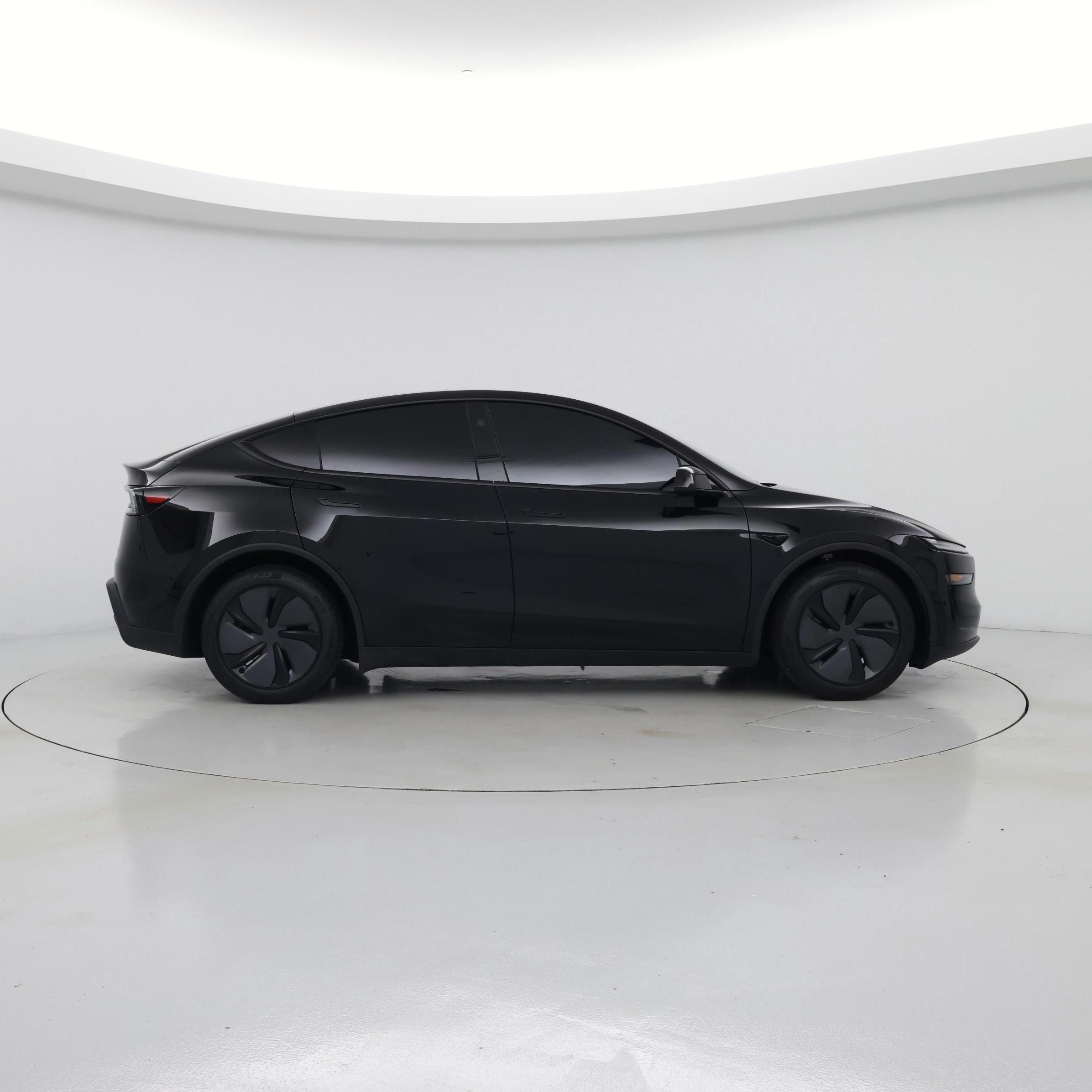 Thumbnail: 2026 Tesla Model Y - 7