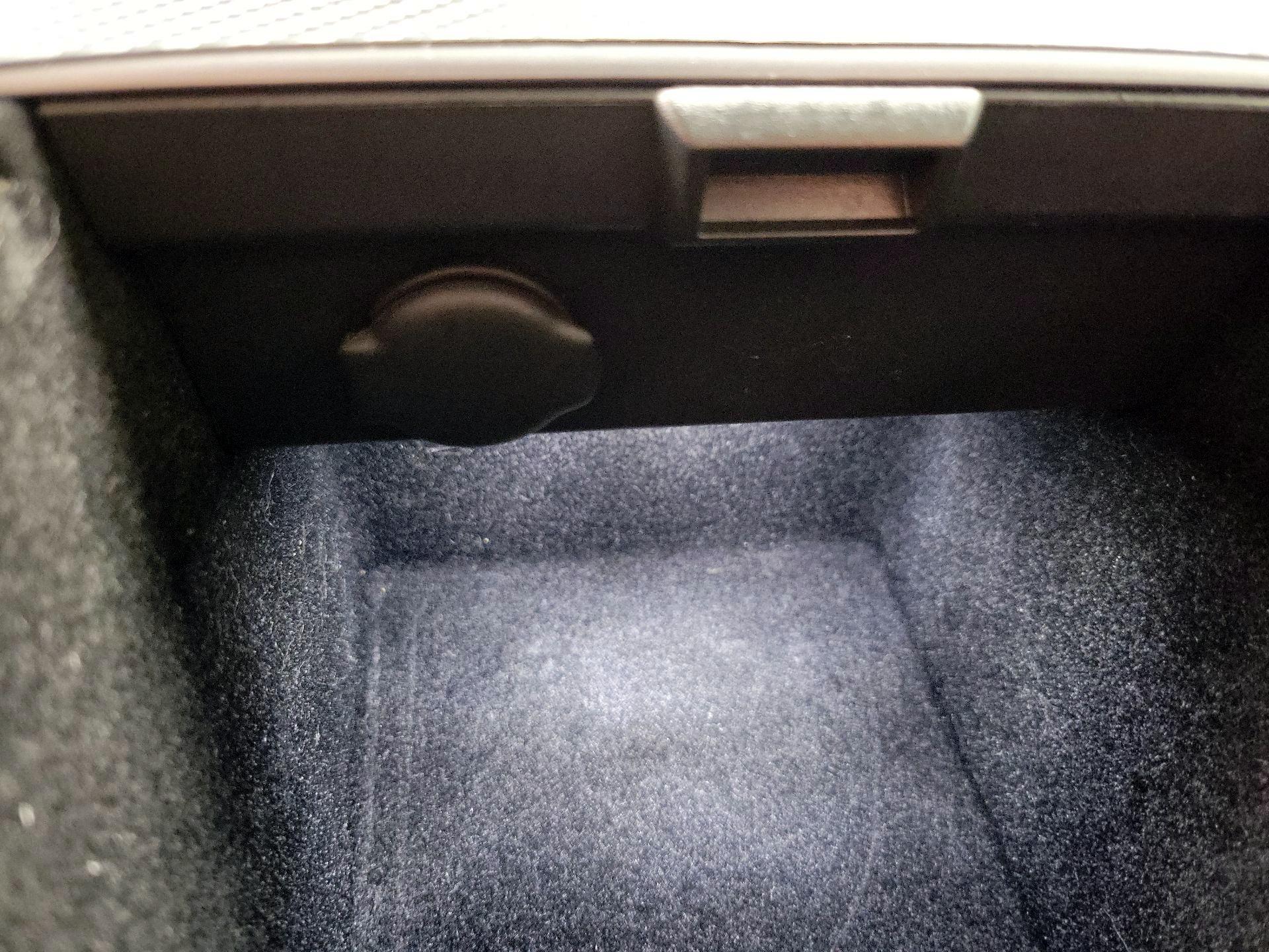 Thumbnail: 2023 Tesla Model 3 - 18