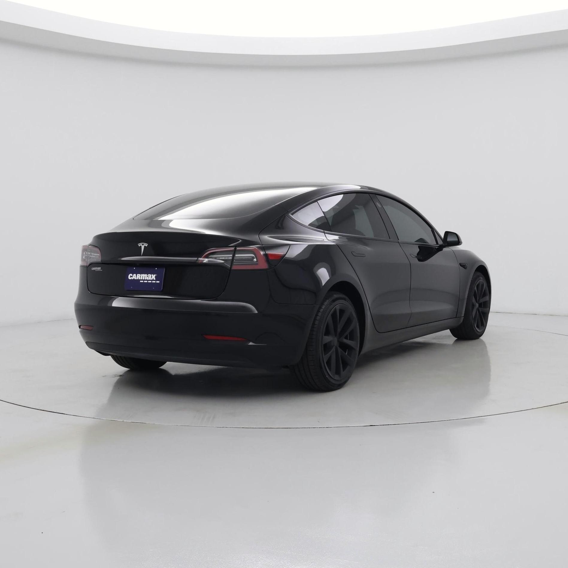 Thumbnail: 2023 Tesla Model 3 - 8