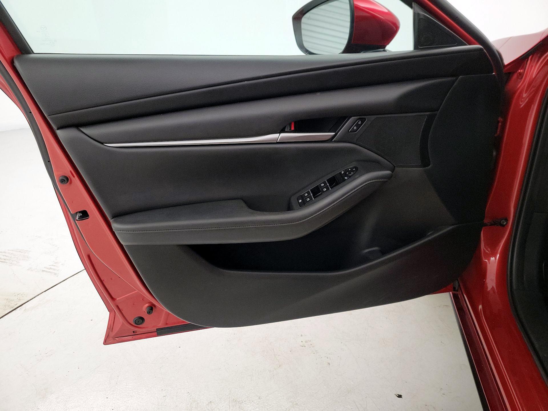 Thumbnail: 2021 Mazda Mazda3 - 12