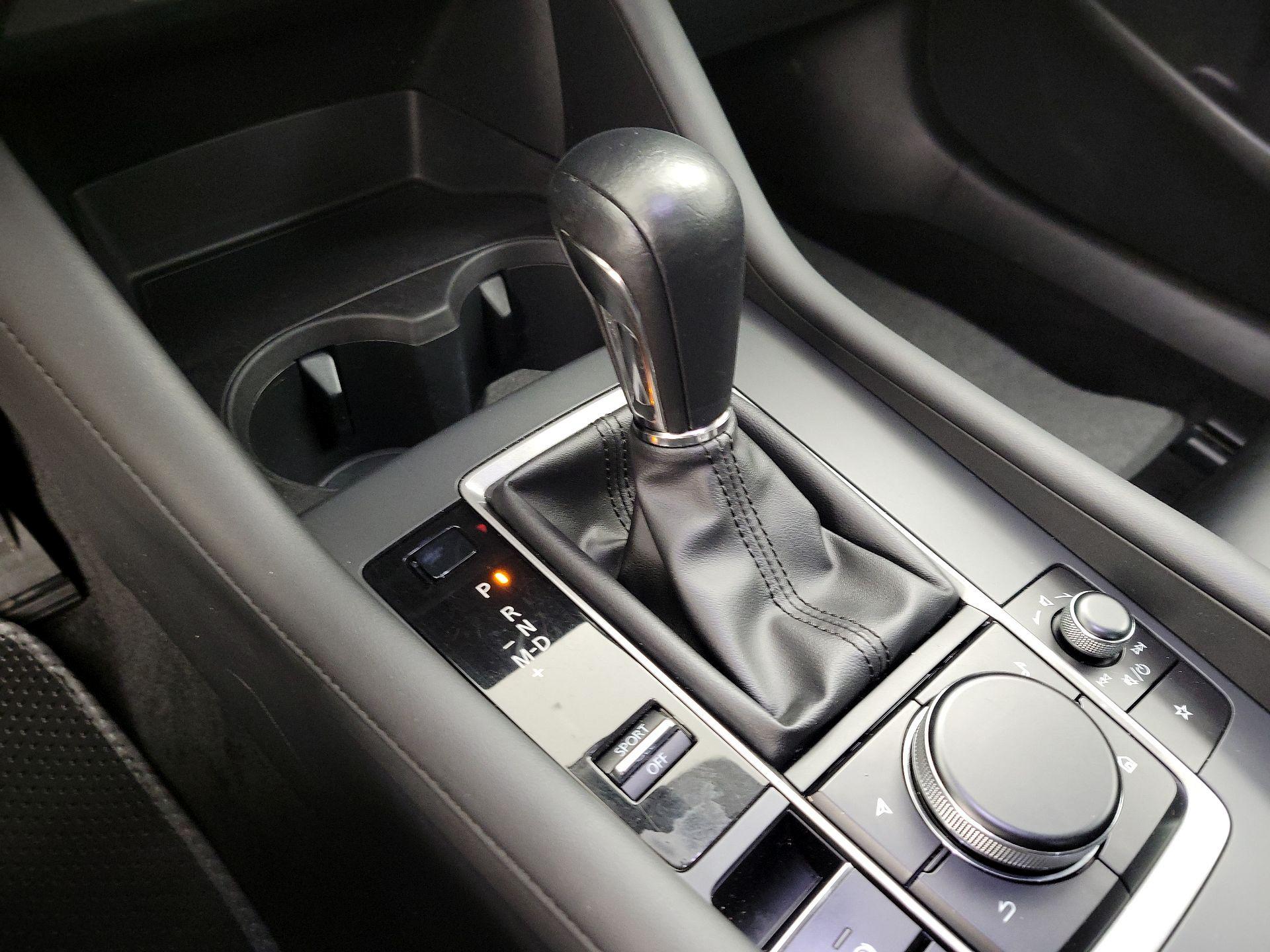 Thumbnail: 2021 Mazda Mazda3 - 17