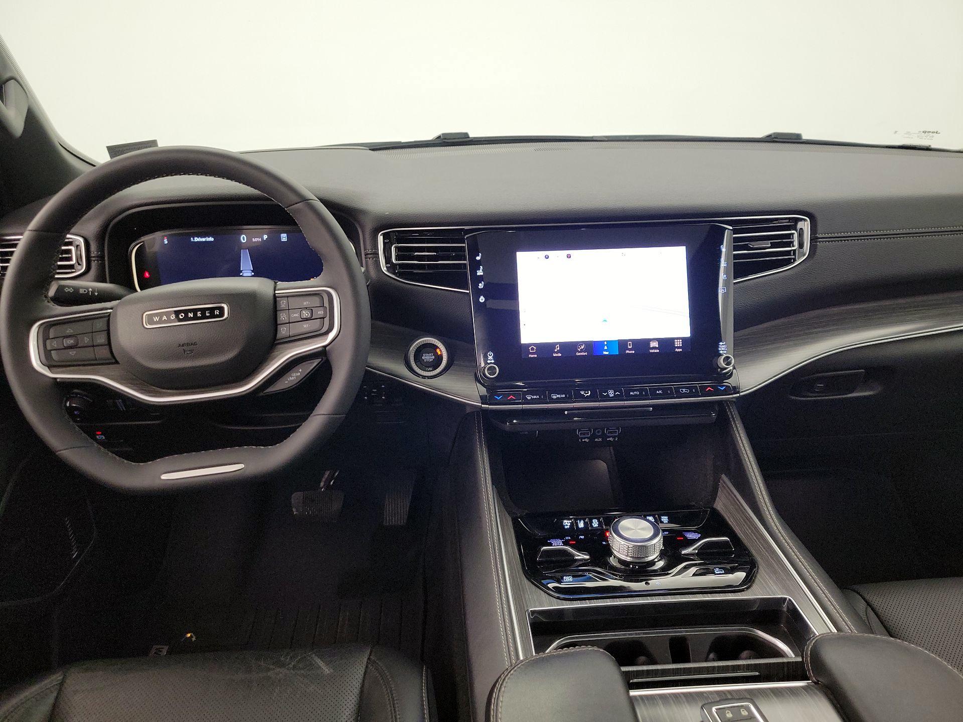 Thumbnail: 2023 Jeep Wagoneer - 9