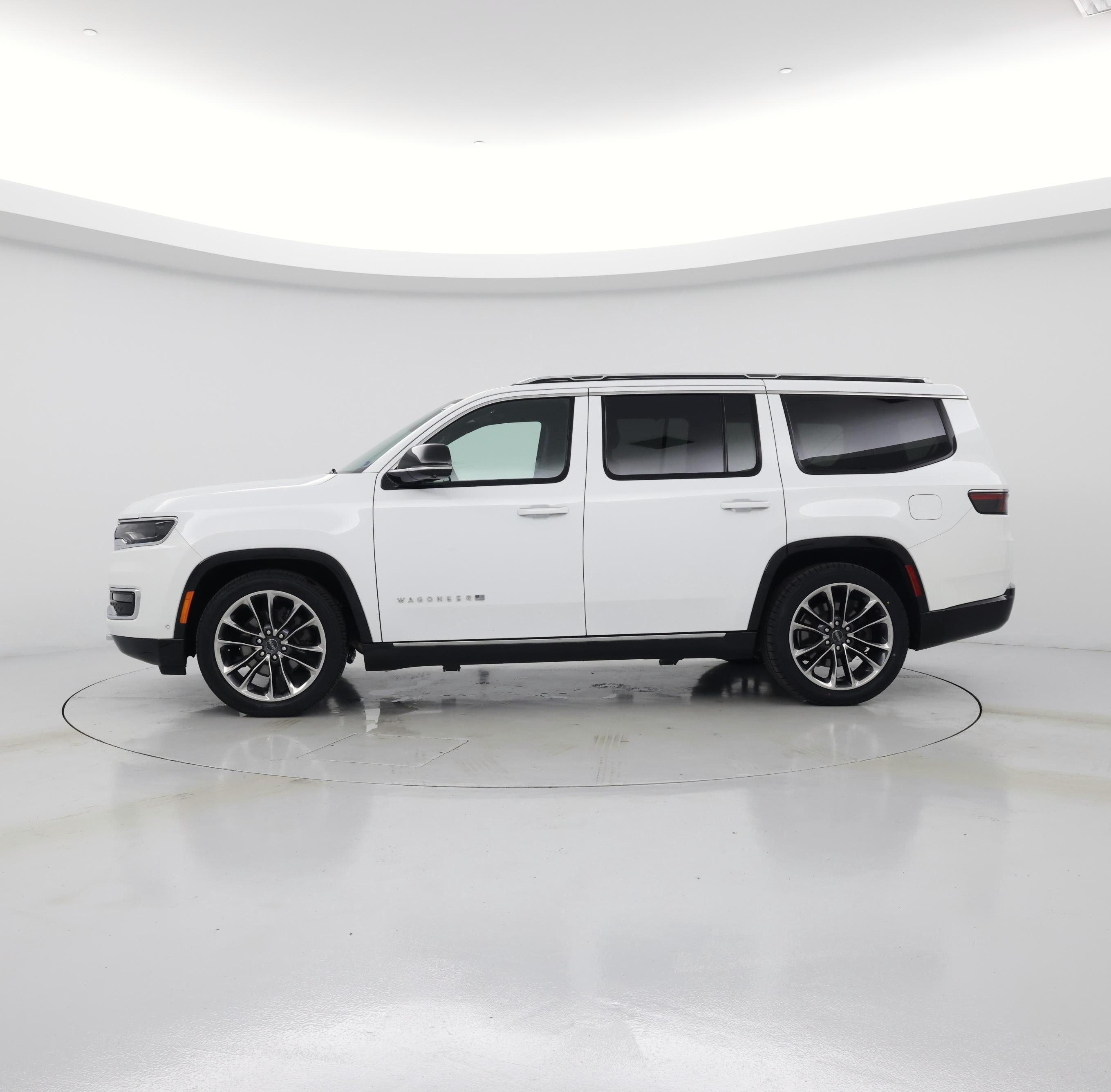 Thumbnail: 2023 Jeep Wagoneer - 3