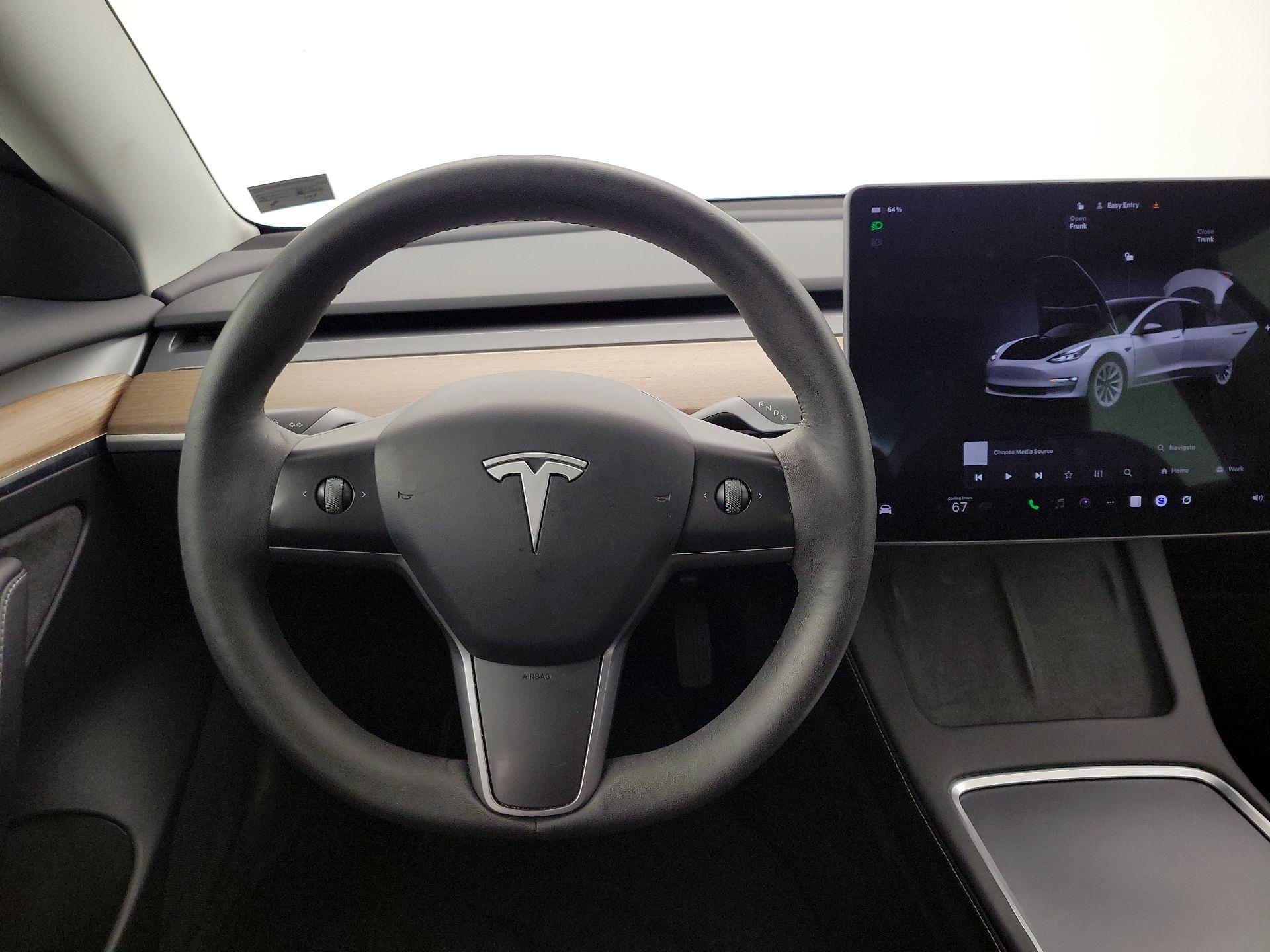 Thumbnail: 2023 Tesla Model 3 - 10