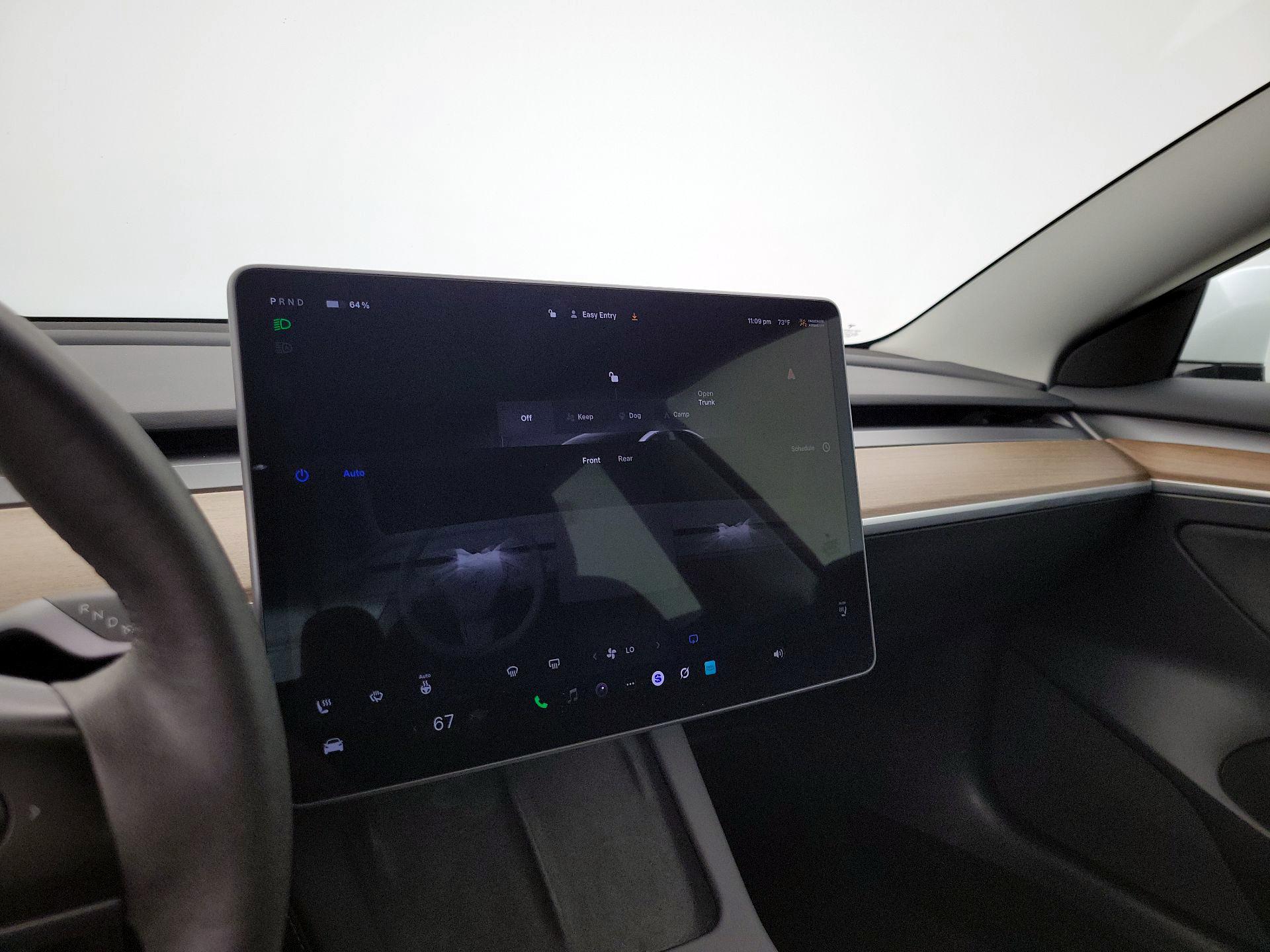 Thumbnail: 2023 Tesla Model 3 - 16