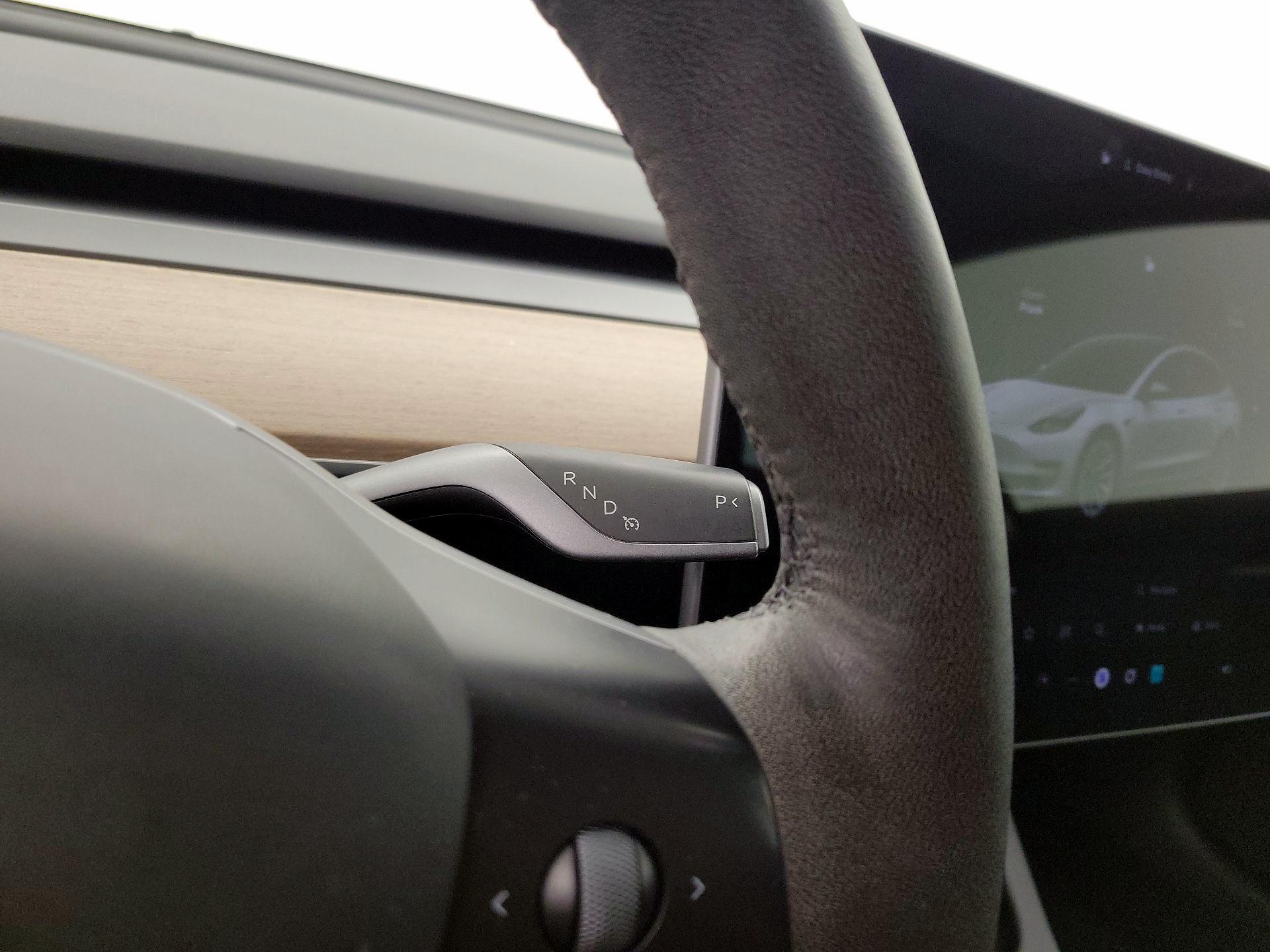 Thumbnail: 2023 Tesla Model 3 - 17