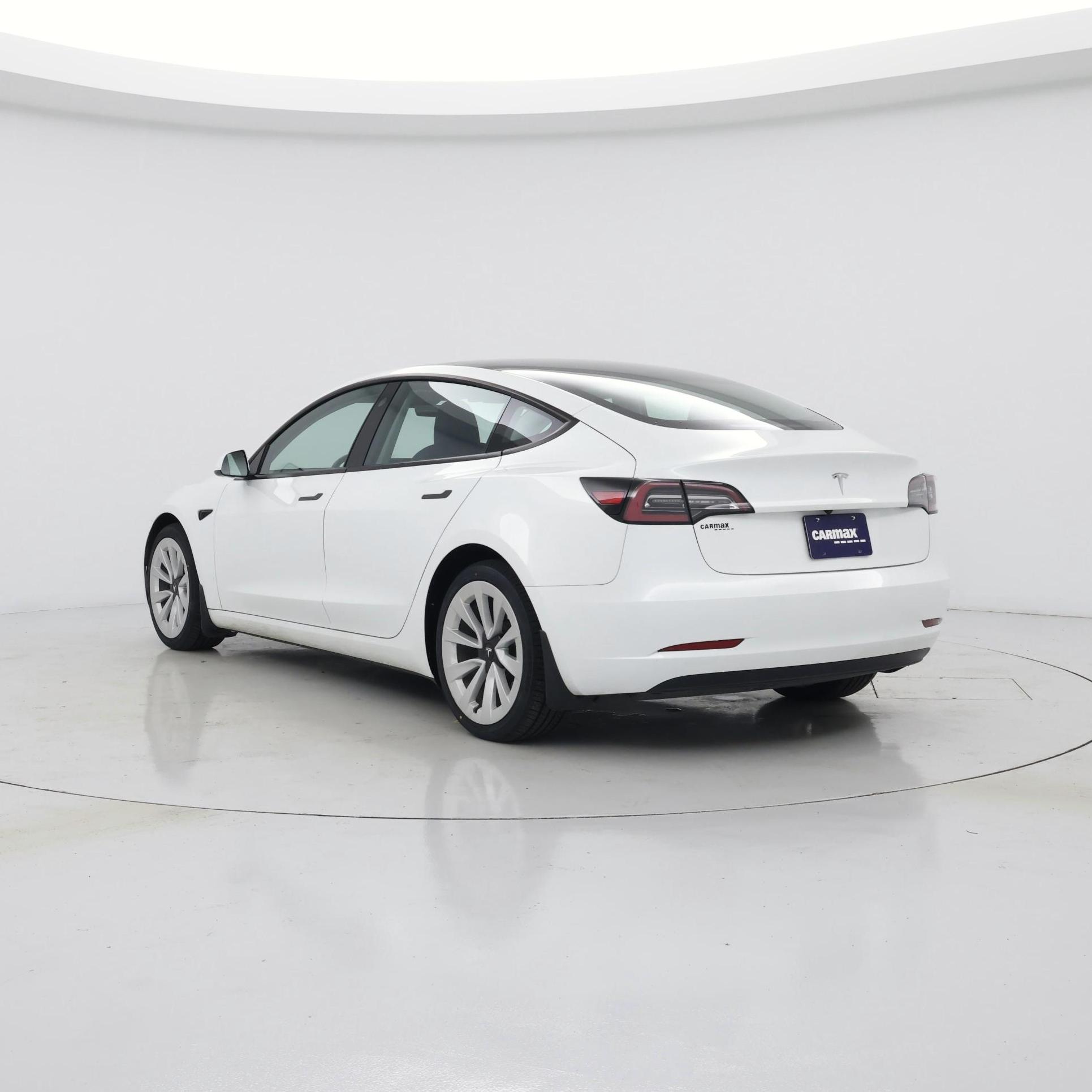 Thumbnail: 2023 Tesla Model 3 - 2