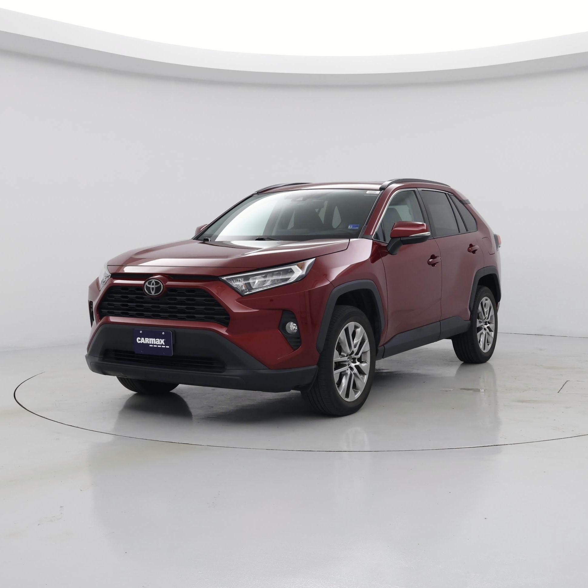 Thumbnail: 2019 Toyota RAV4 - 4