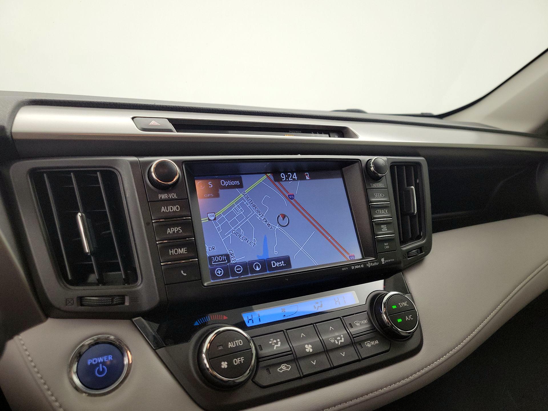 Thumbnail: 2018 Toyota RAV4 - 14