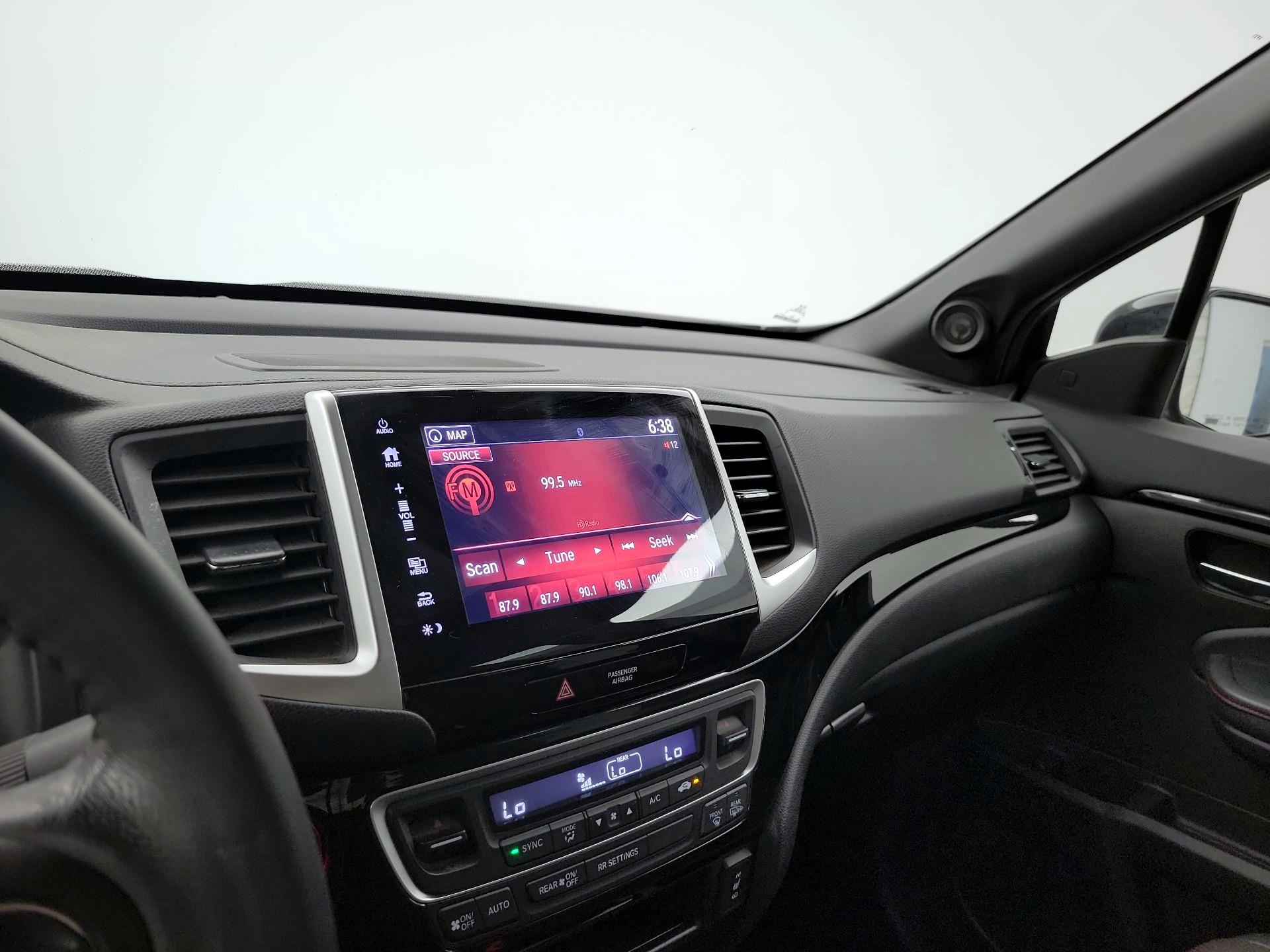 Thumbnail: 2018 Honda Ridgeline - 16