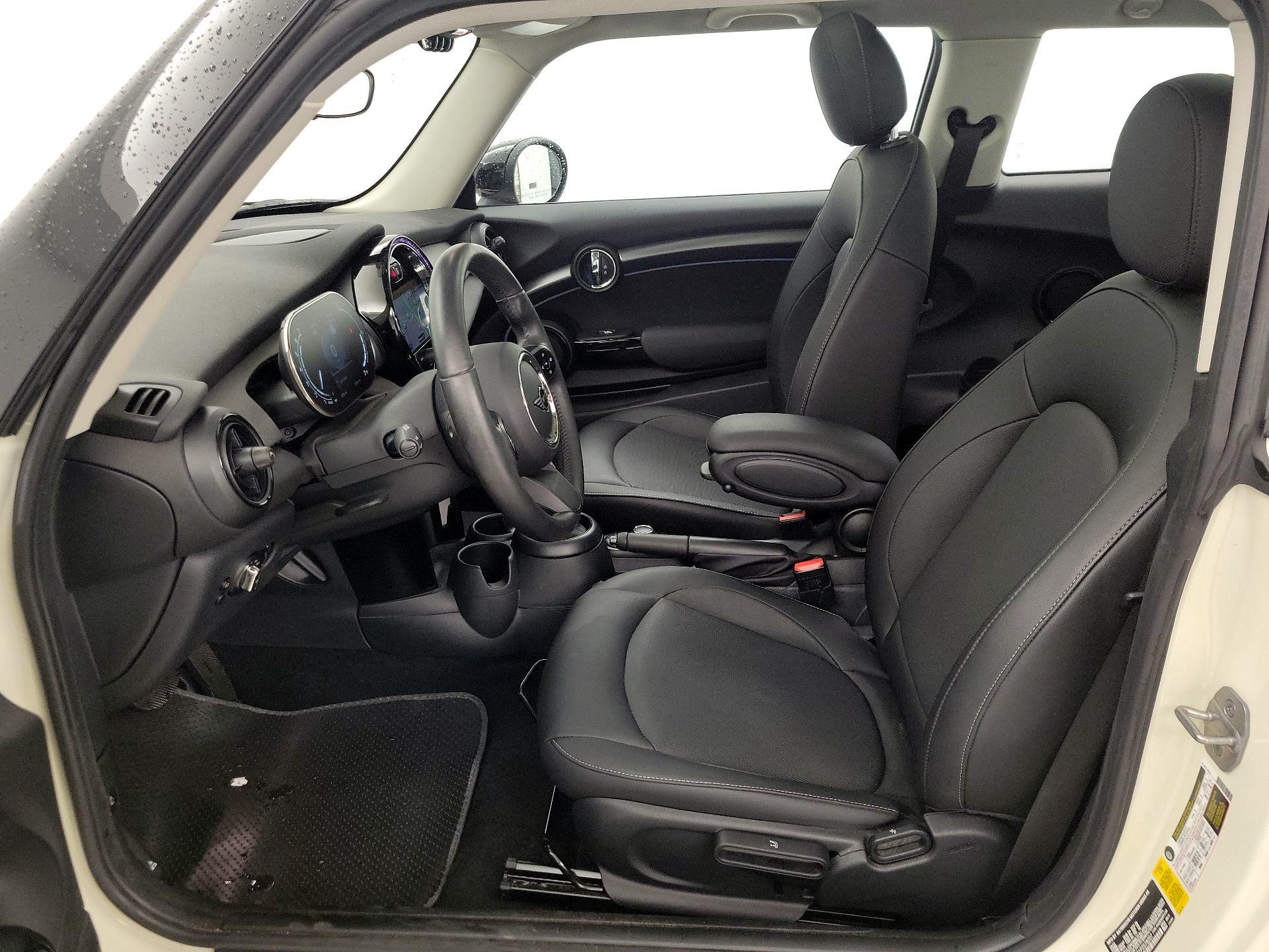 Thumbnail: 2023 MINI Cooper Hardtop - 11