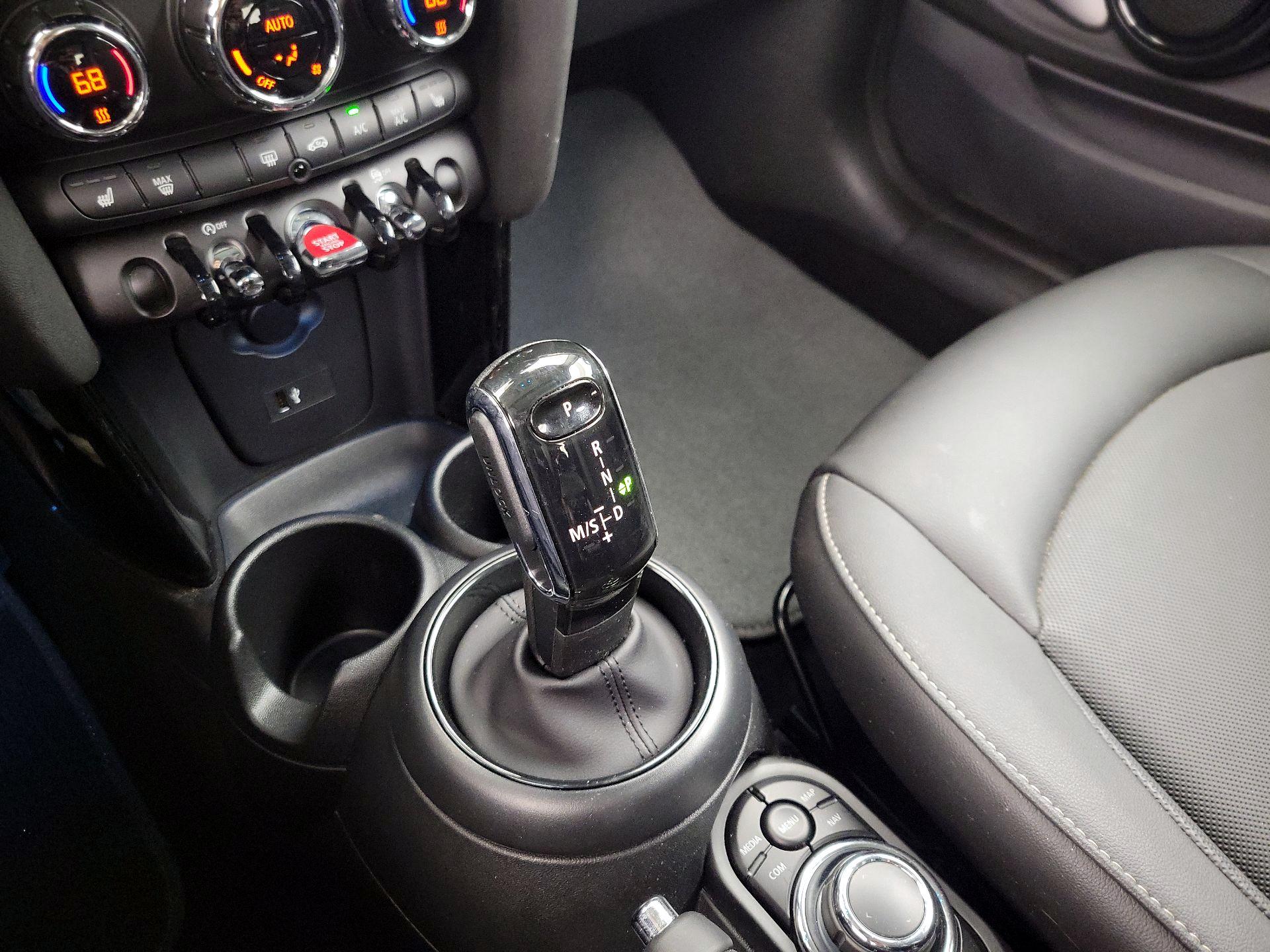 Thumbnail: 2023 MINI Cooper Hardtop - 18