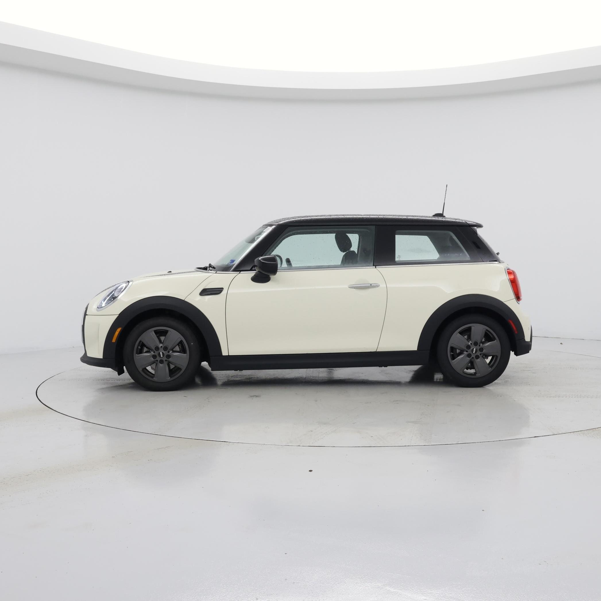 Thumbnail: 2023 MINI Cooper Hardtop - 3