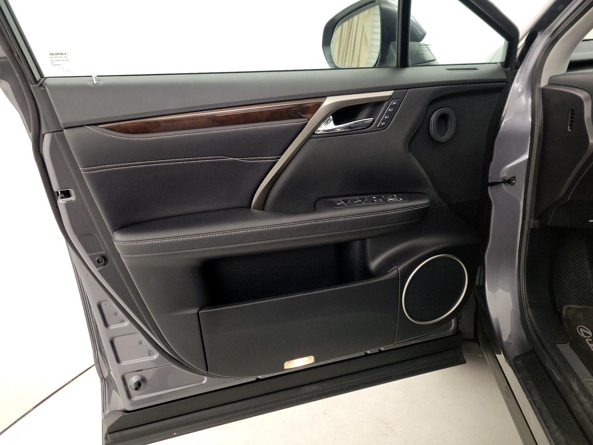 Thumbnail: 2016 Lexus RX - 12