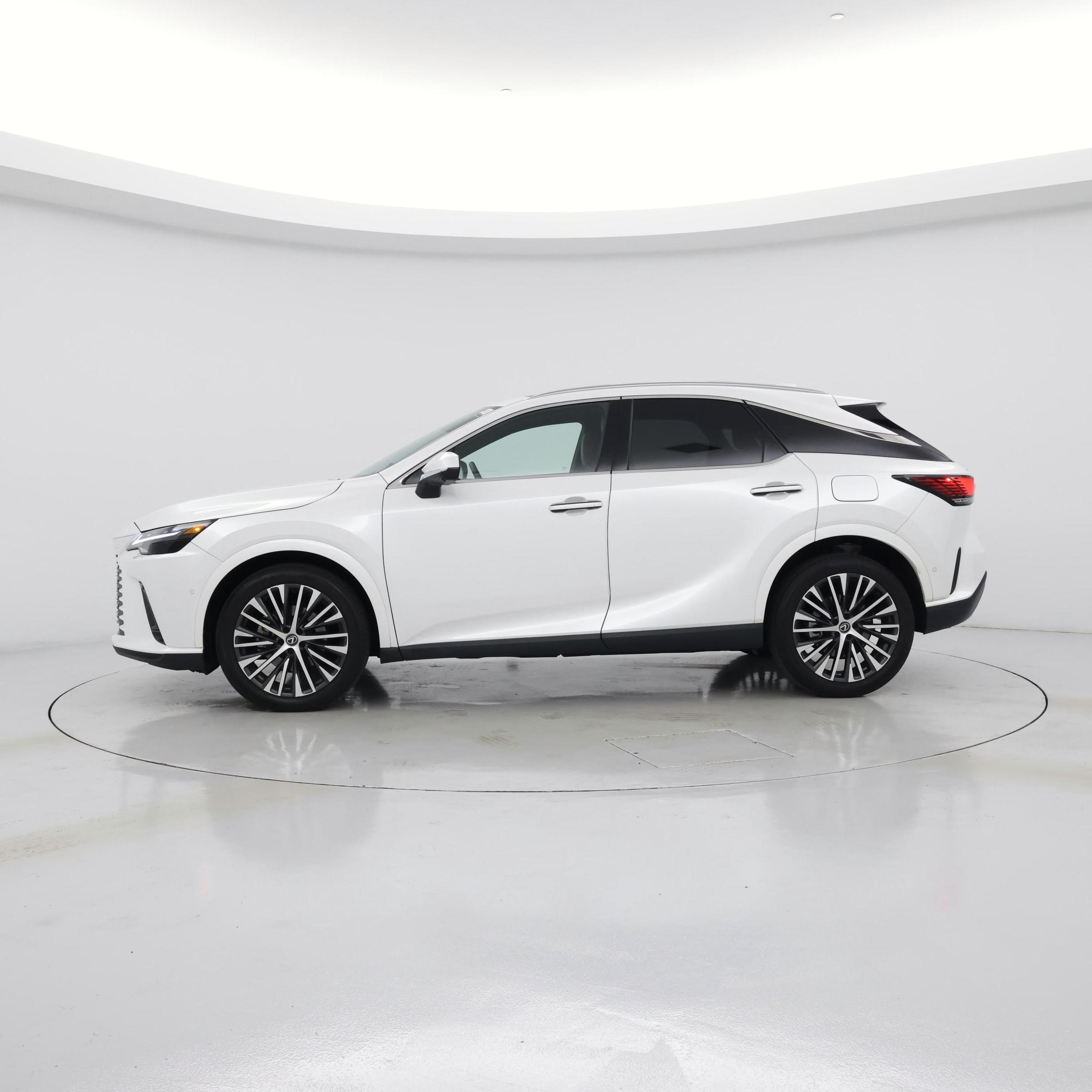 Thumbnail: 2023 Lexus RX - 3