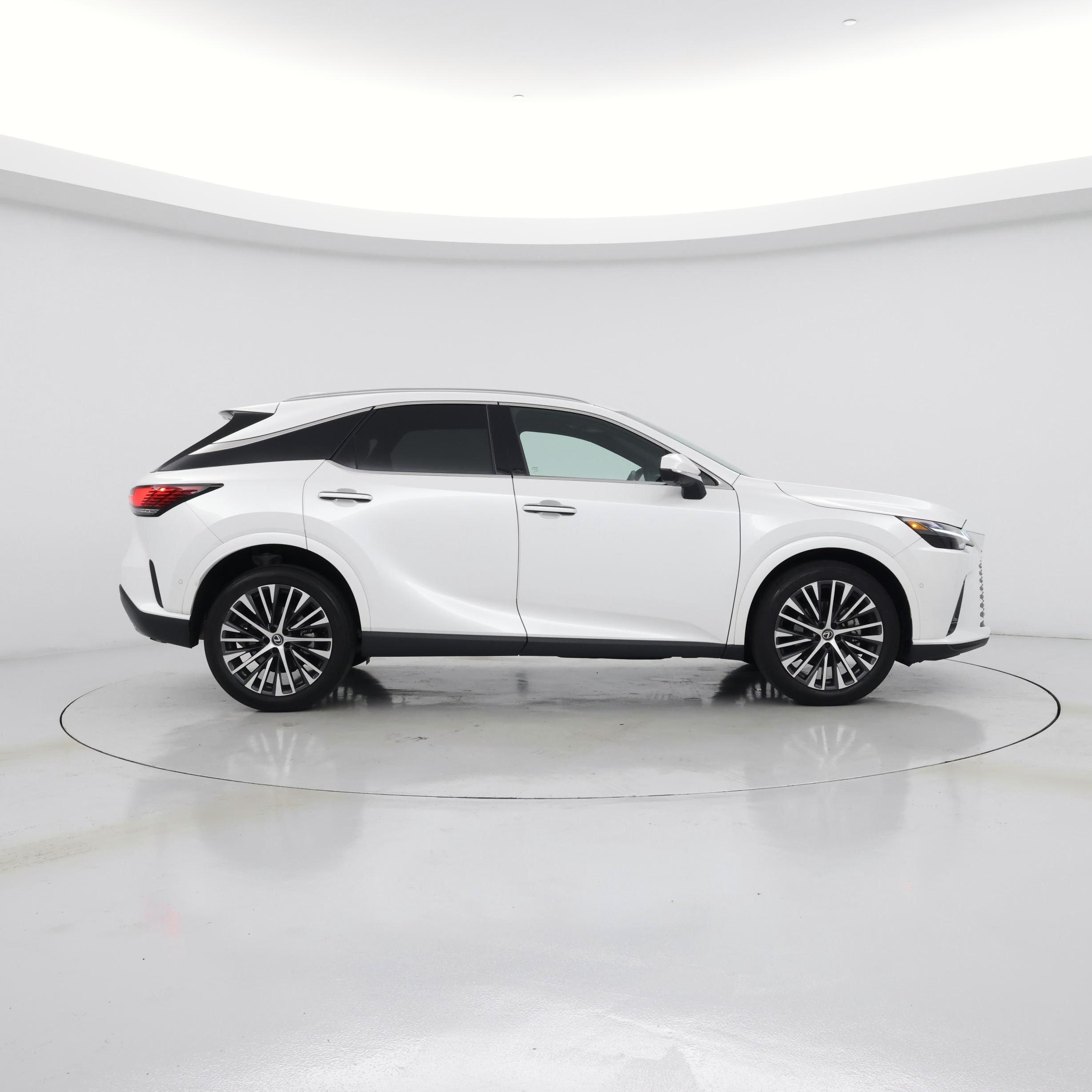 Thumbnail: 2023 Lexus RX - 7