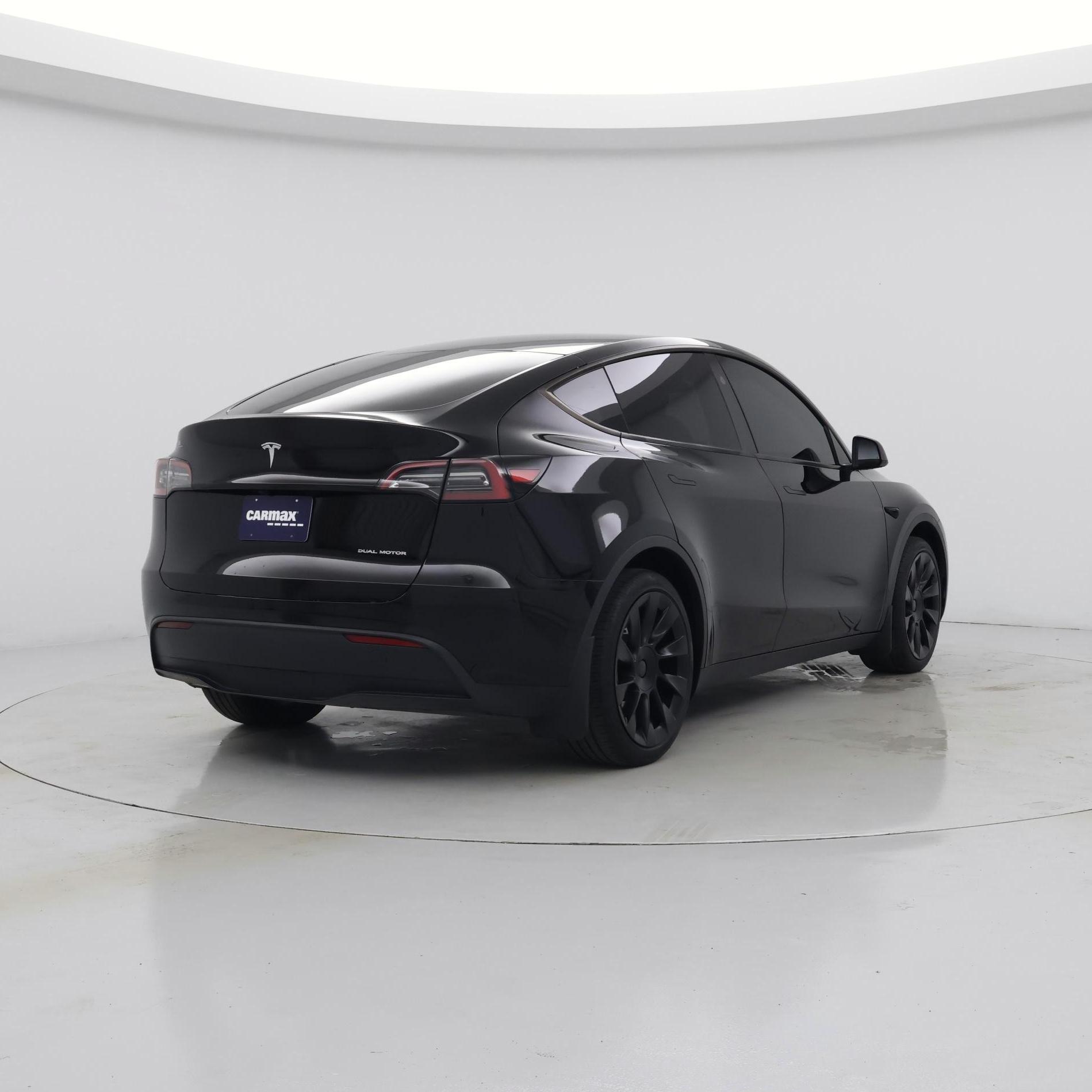 Thumbnail: 2024 Tesla Model Y - 8