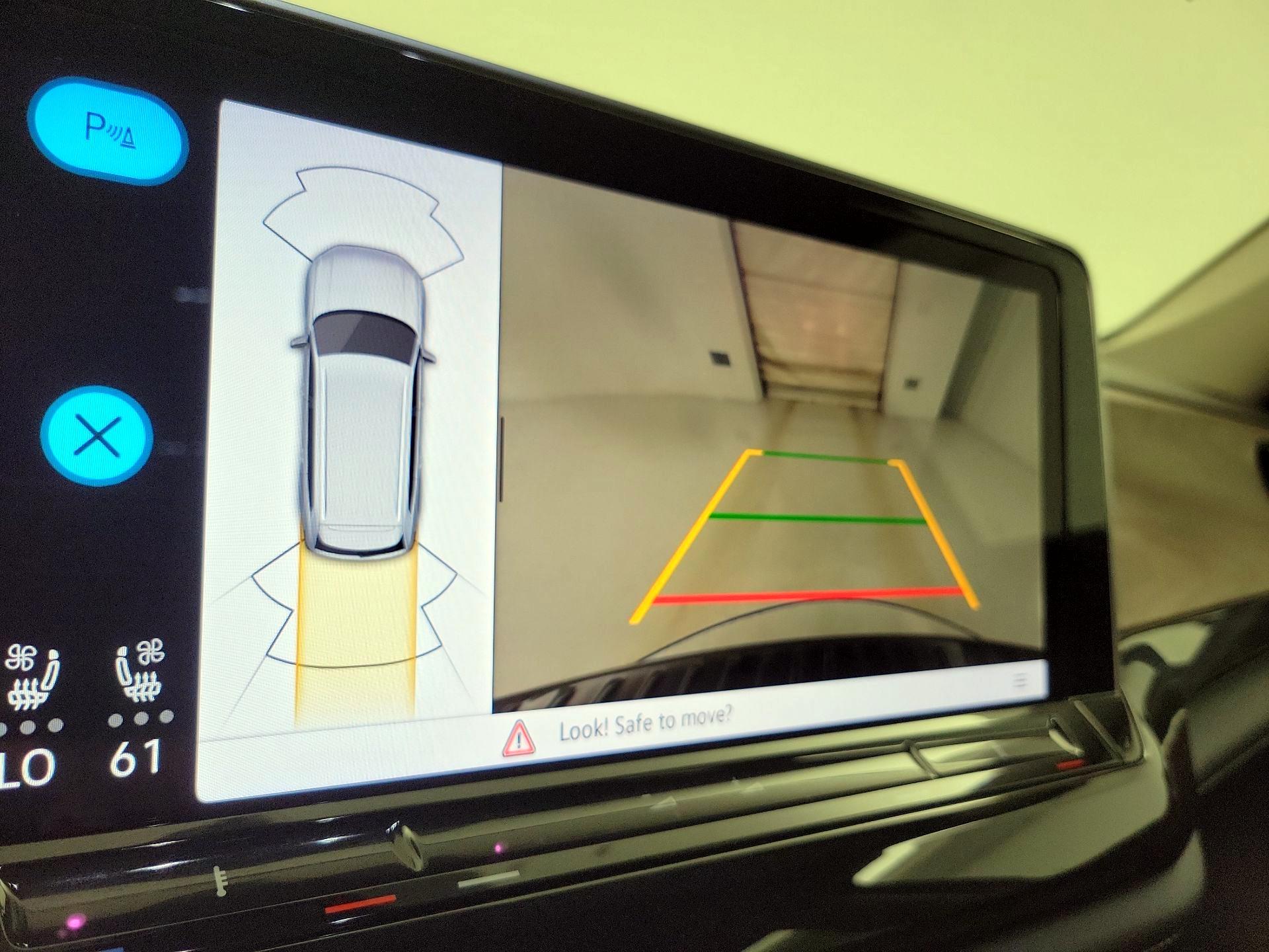 Thumbnail: 2025 Volkswagen Atlas - 14