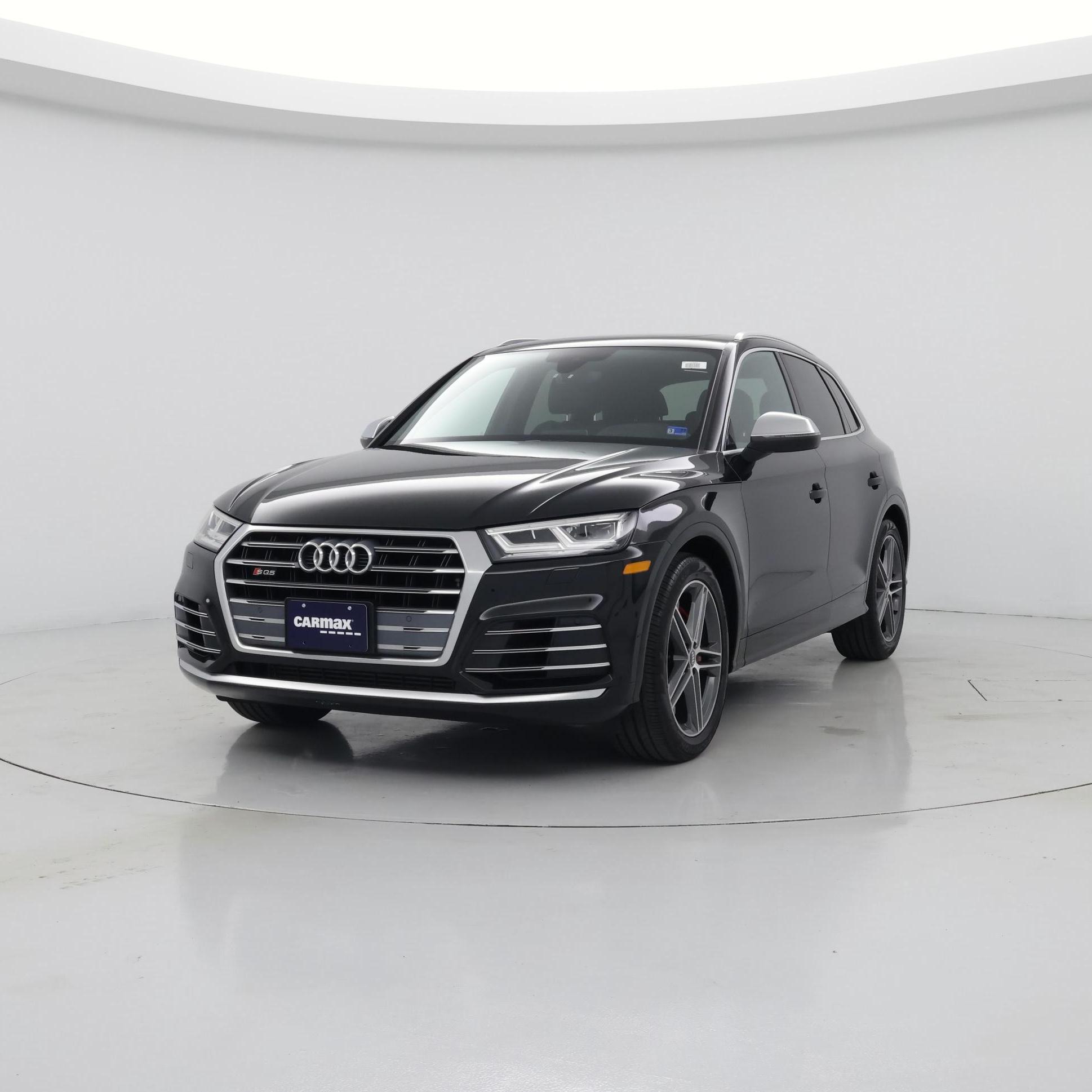 Thumbnail: 2019 Audi SQ5 - 4
