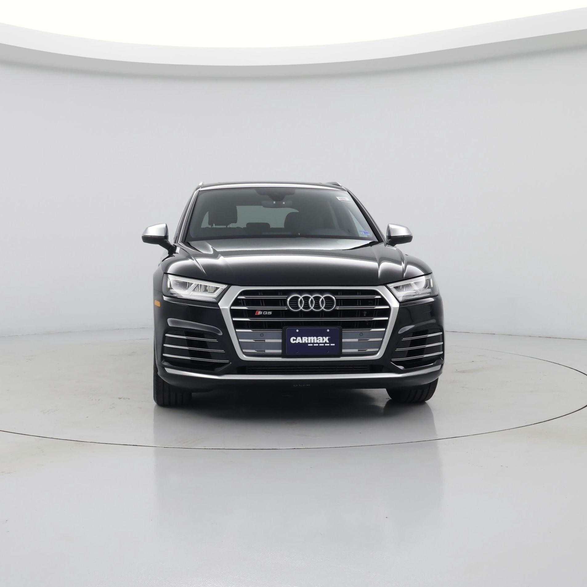 Thumbnail: 2019 Audi SQ5 - 5