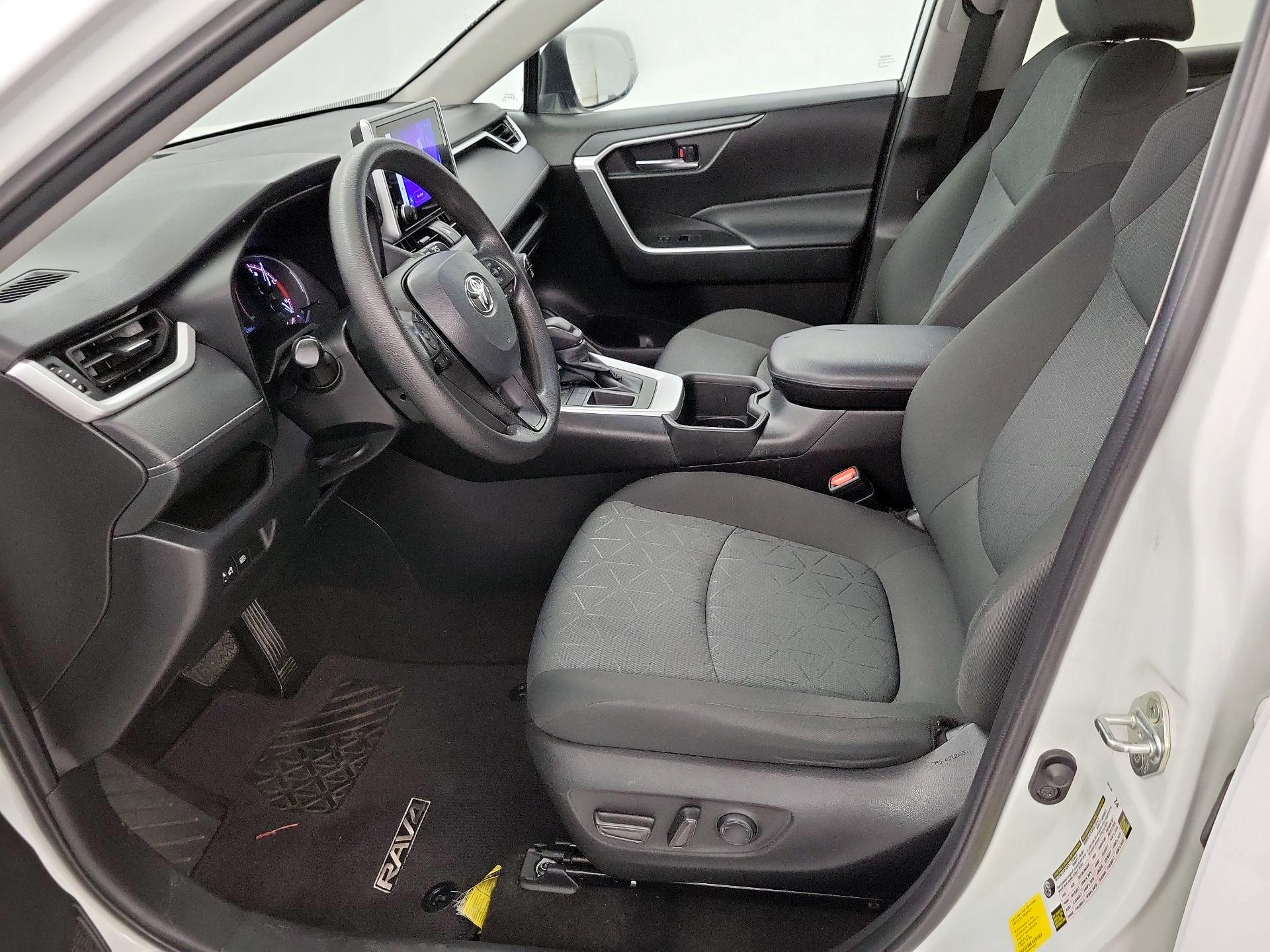 Thumbnail: 2023 Toyota RAV4 - 11