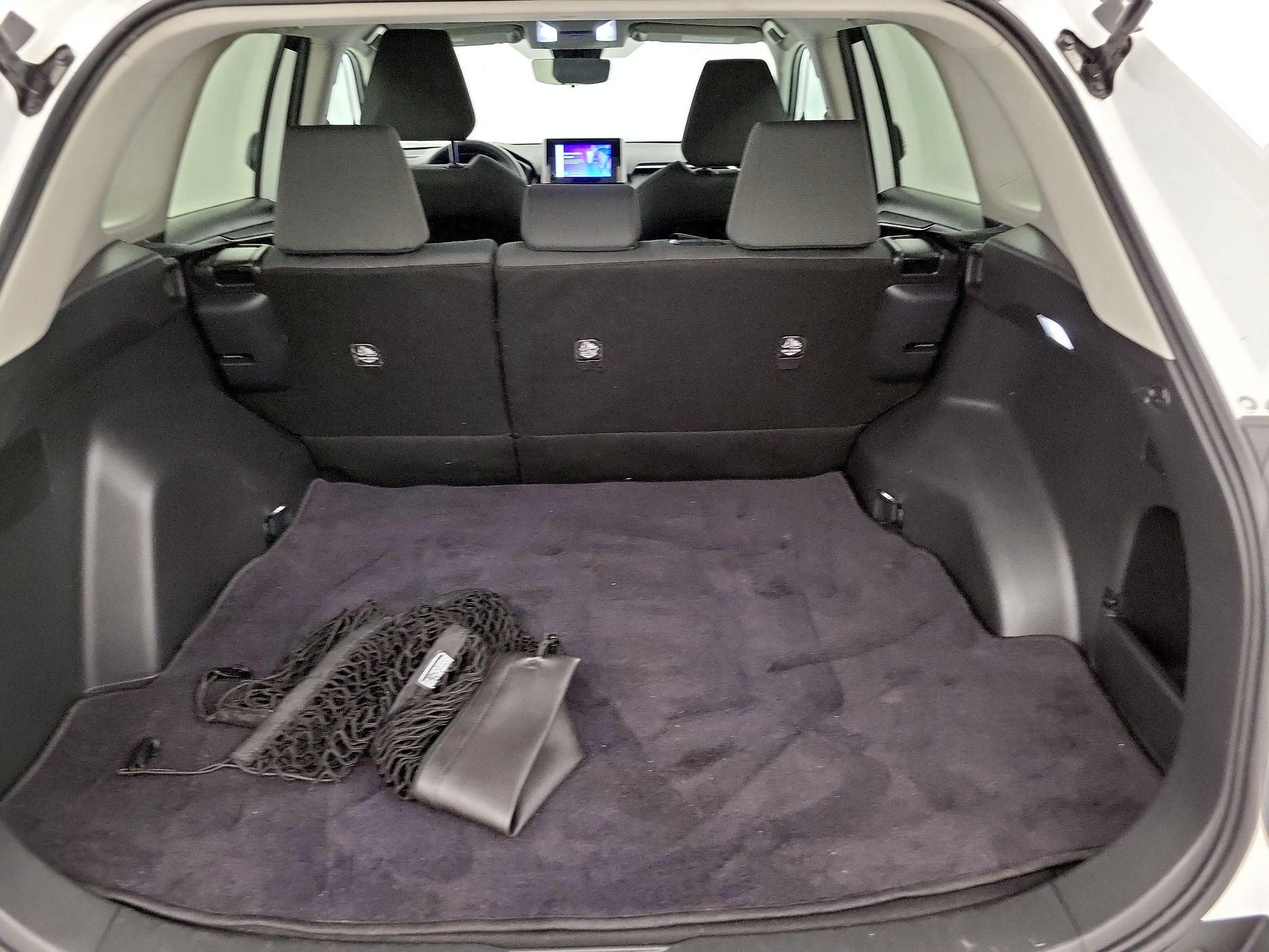 Thumbnail: 2023 Toyota RAV4 - 20