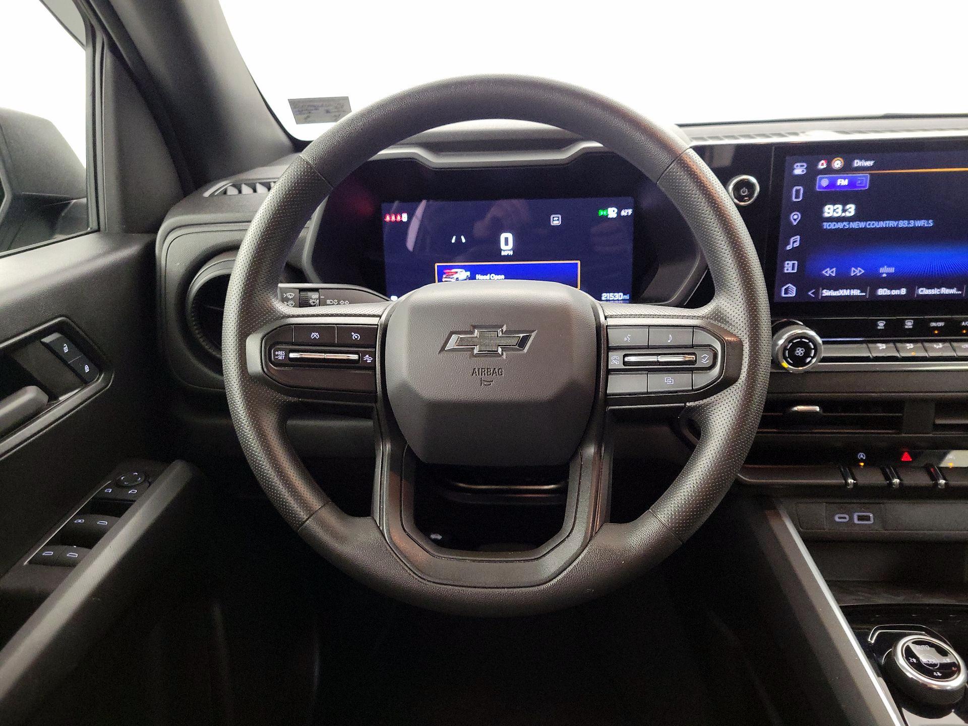 Thumbnail: 2024 Chevrolet Colorado - 10