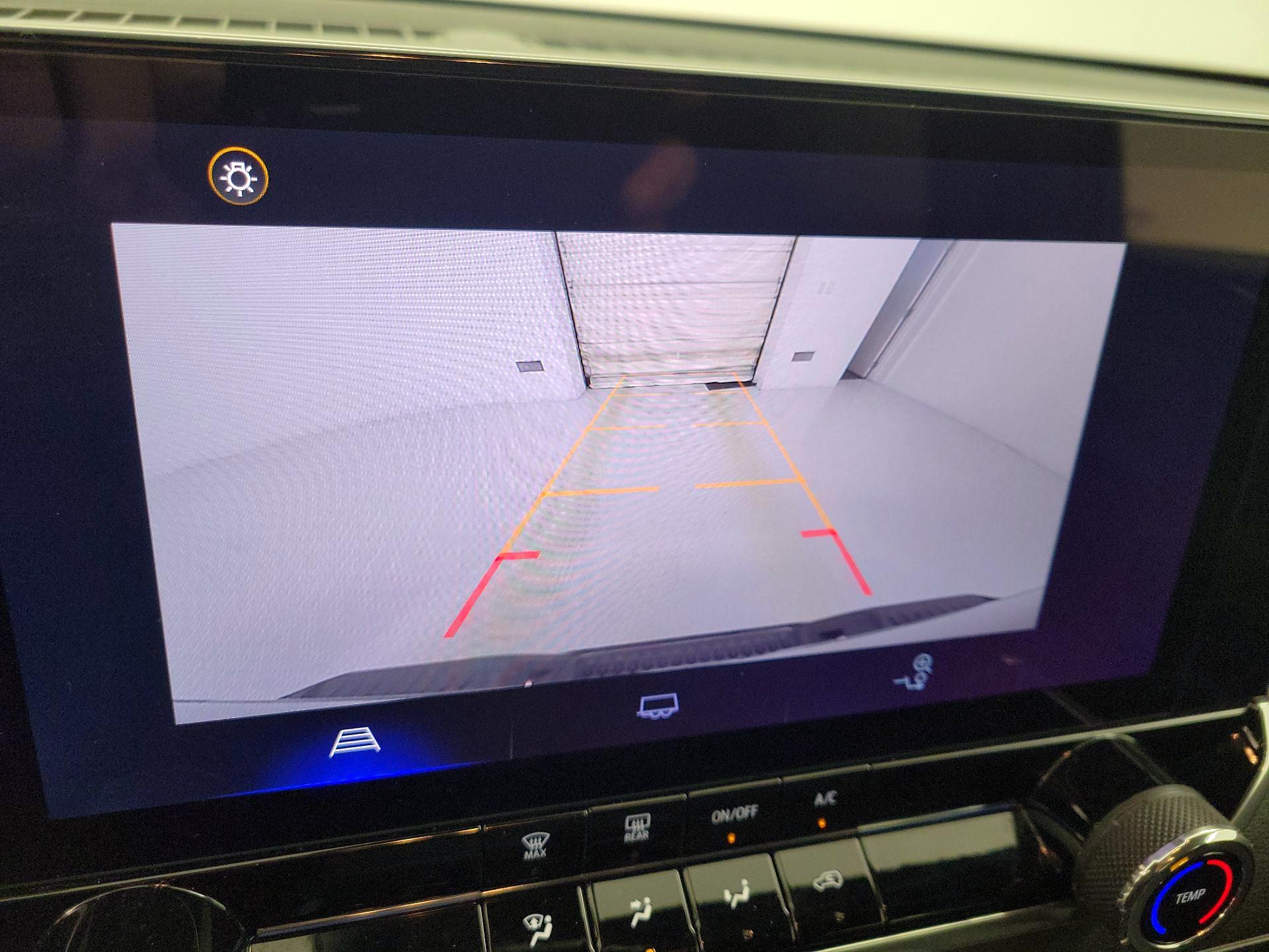 Thumbnail: 2024 Chevrolet Colorado - 14