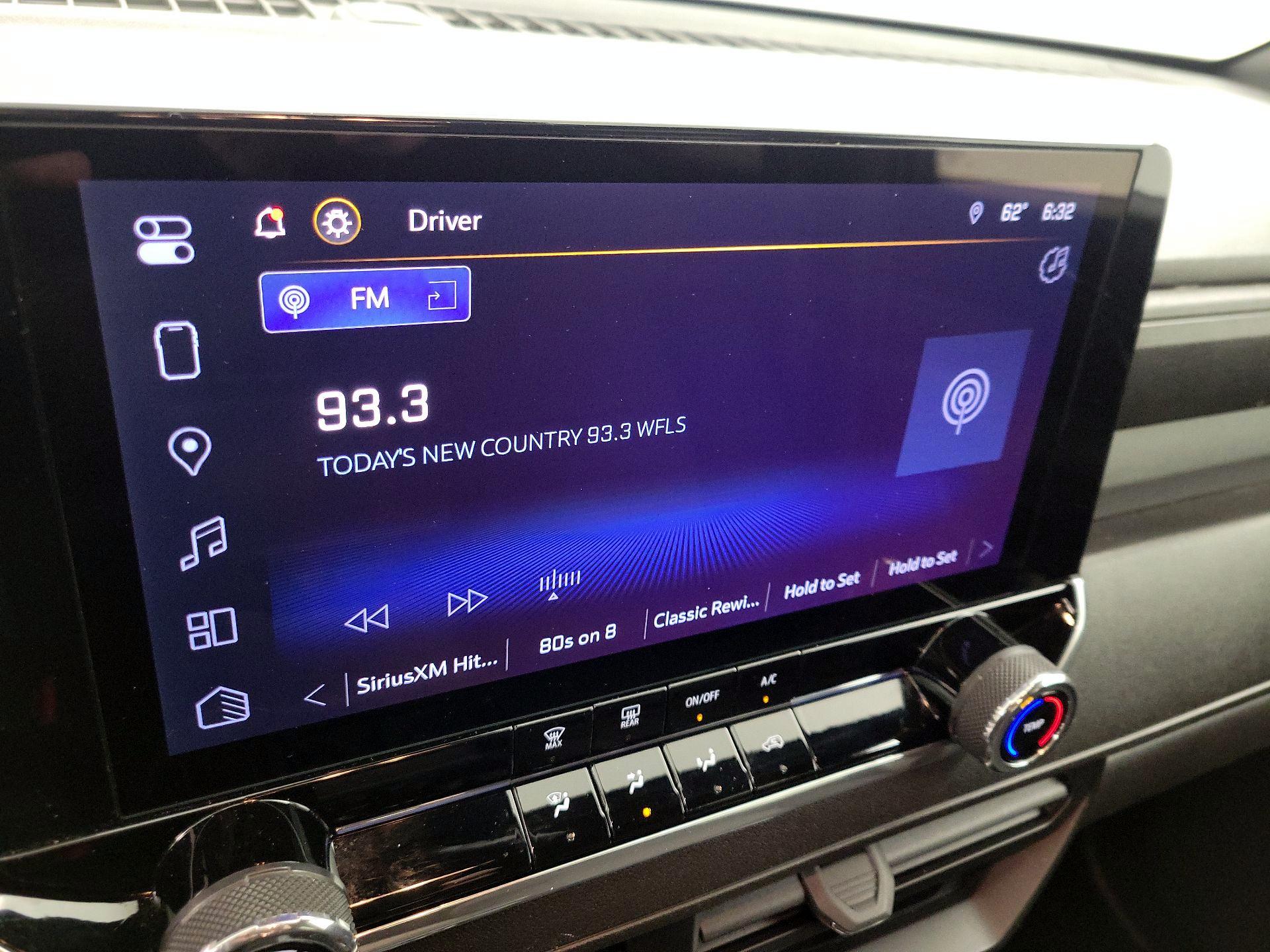 Thumbnail: 2024 Chevrolet Colorado - 15