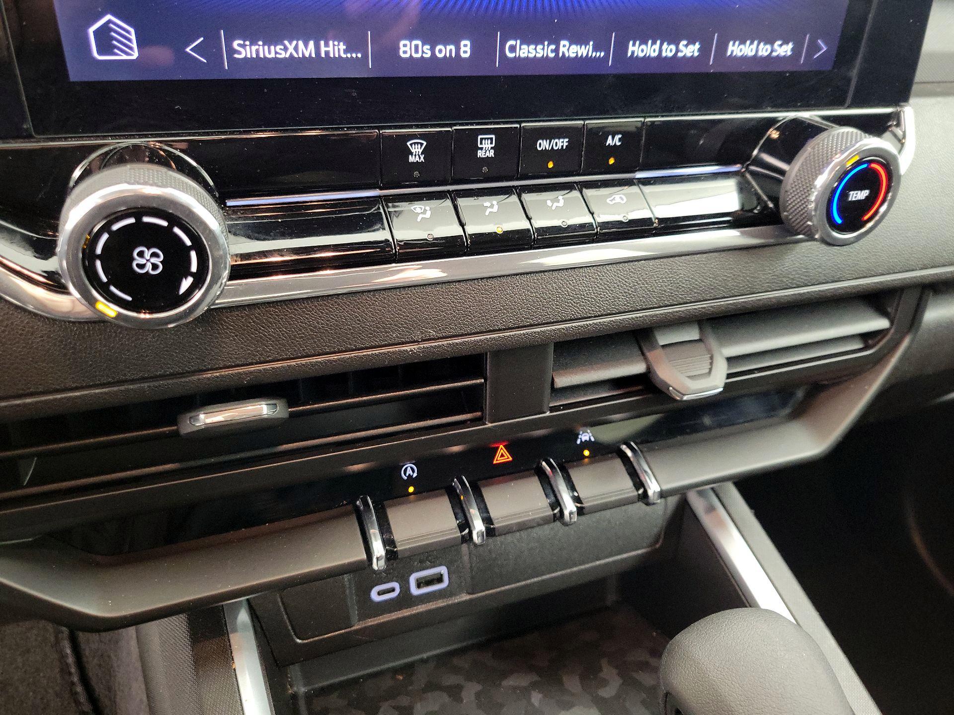 Thumbnail: 2024 Chevrolet Colorado - 16