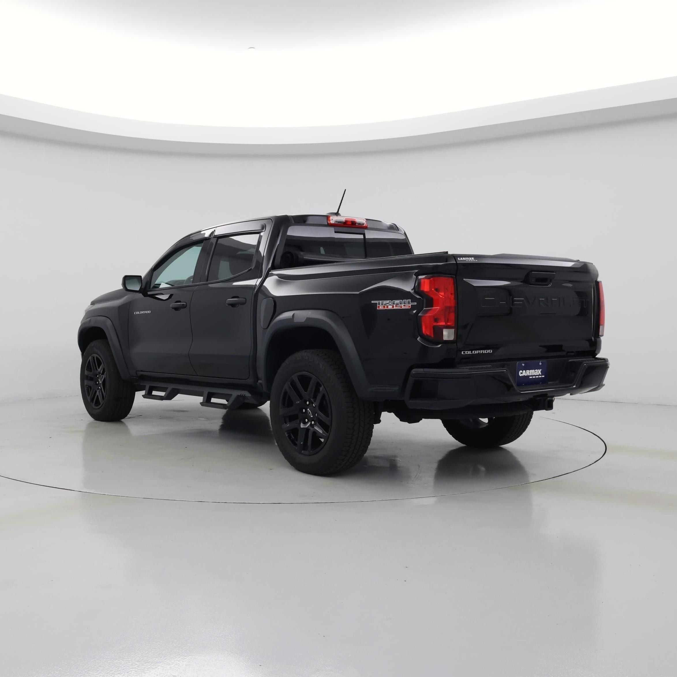 Thumbnail: 2024 Chevrolet Colorado - 2