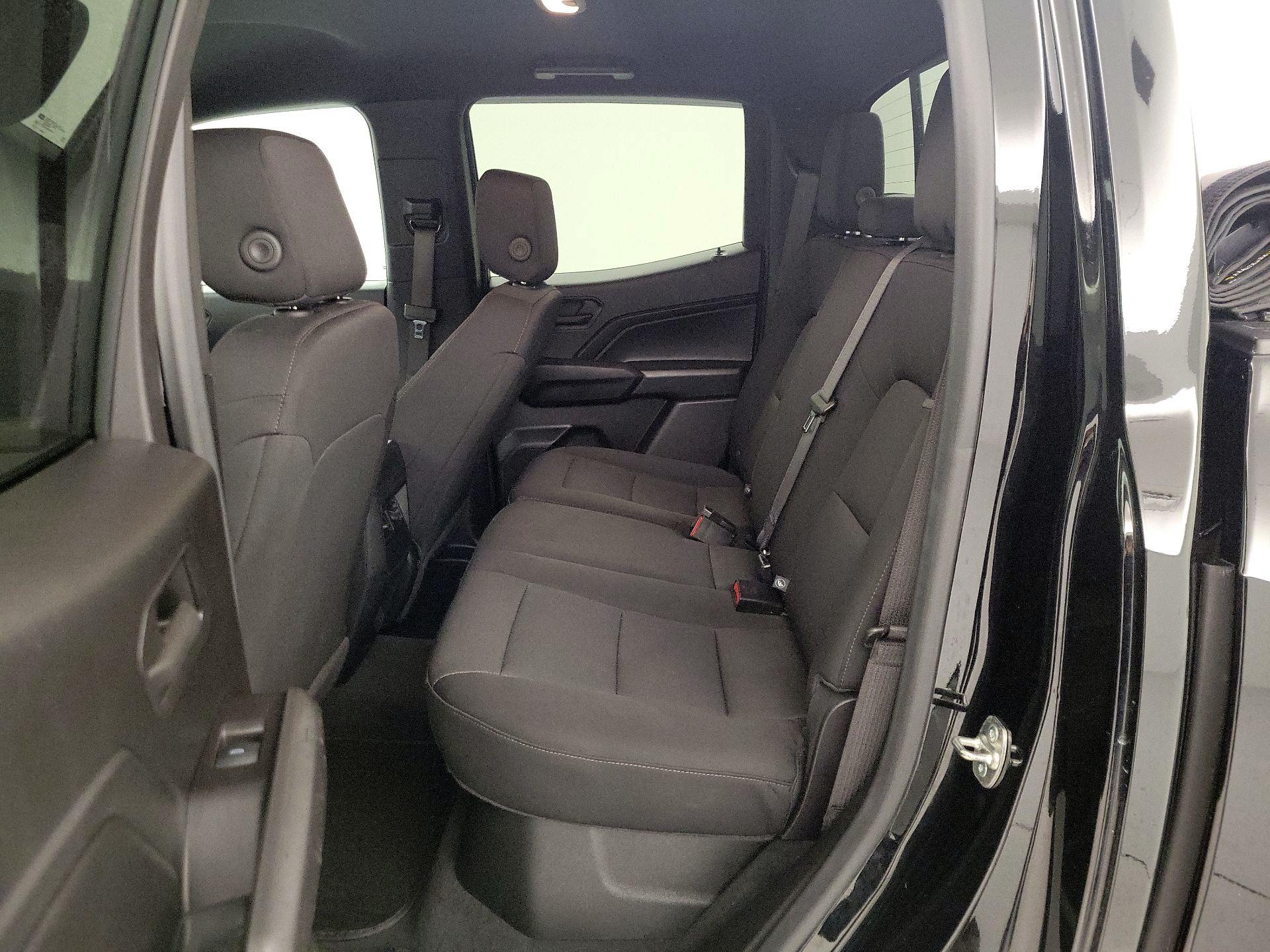 Thumbnail: 2024 Chevrolet Colorado - 19