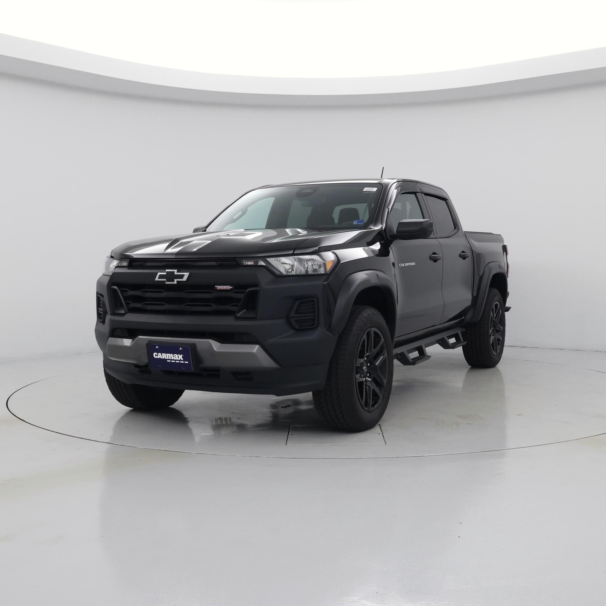 Thumbnail: 2024 Chevrolet Colorado - 4