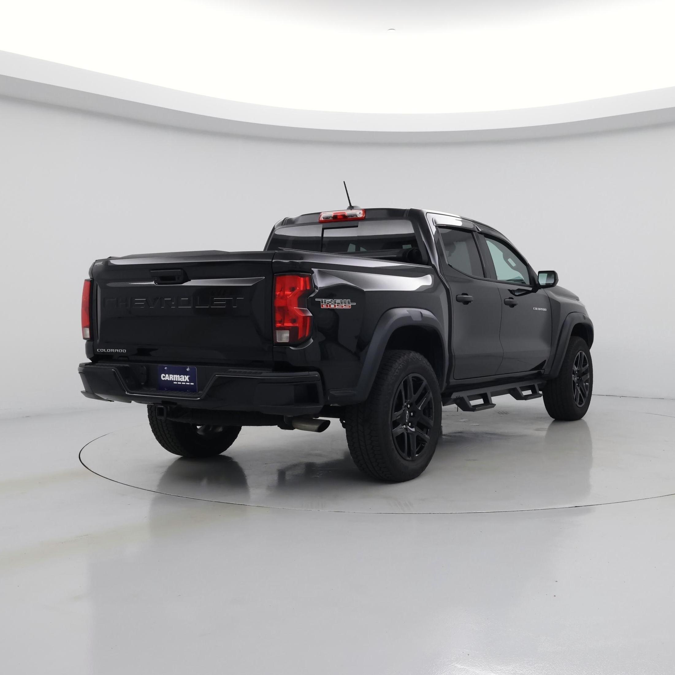 Thumbnail: 2024 Chevrolet Colorado - 8
