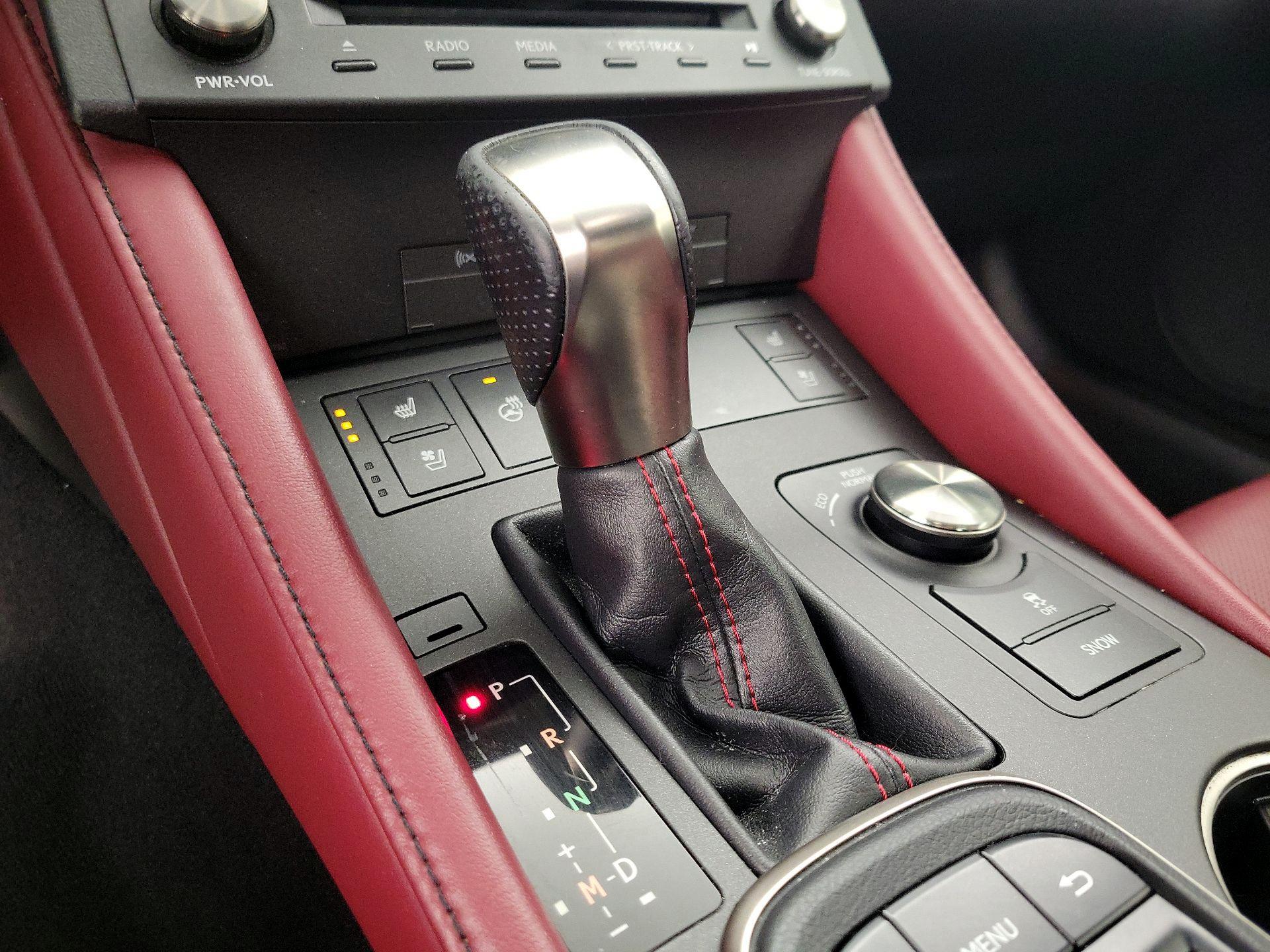 Thumbnail: 2017 Lexus RC - 18