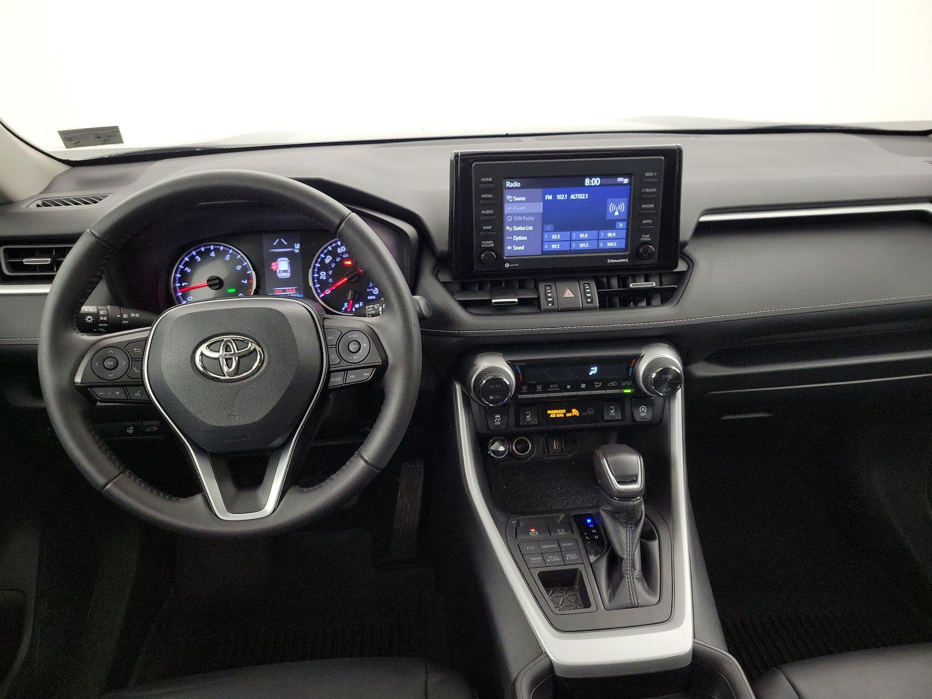 Thumbnail: 2021 Toyota RAV4 - 9