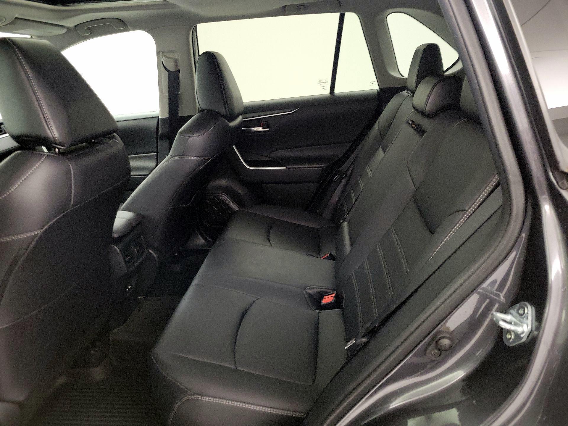 Thumbnail: 2021 Toyota RAV4 - 20