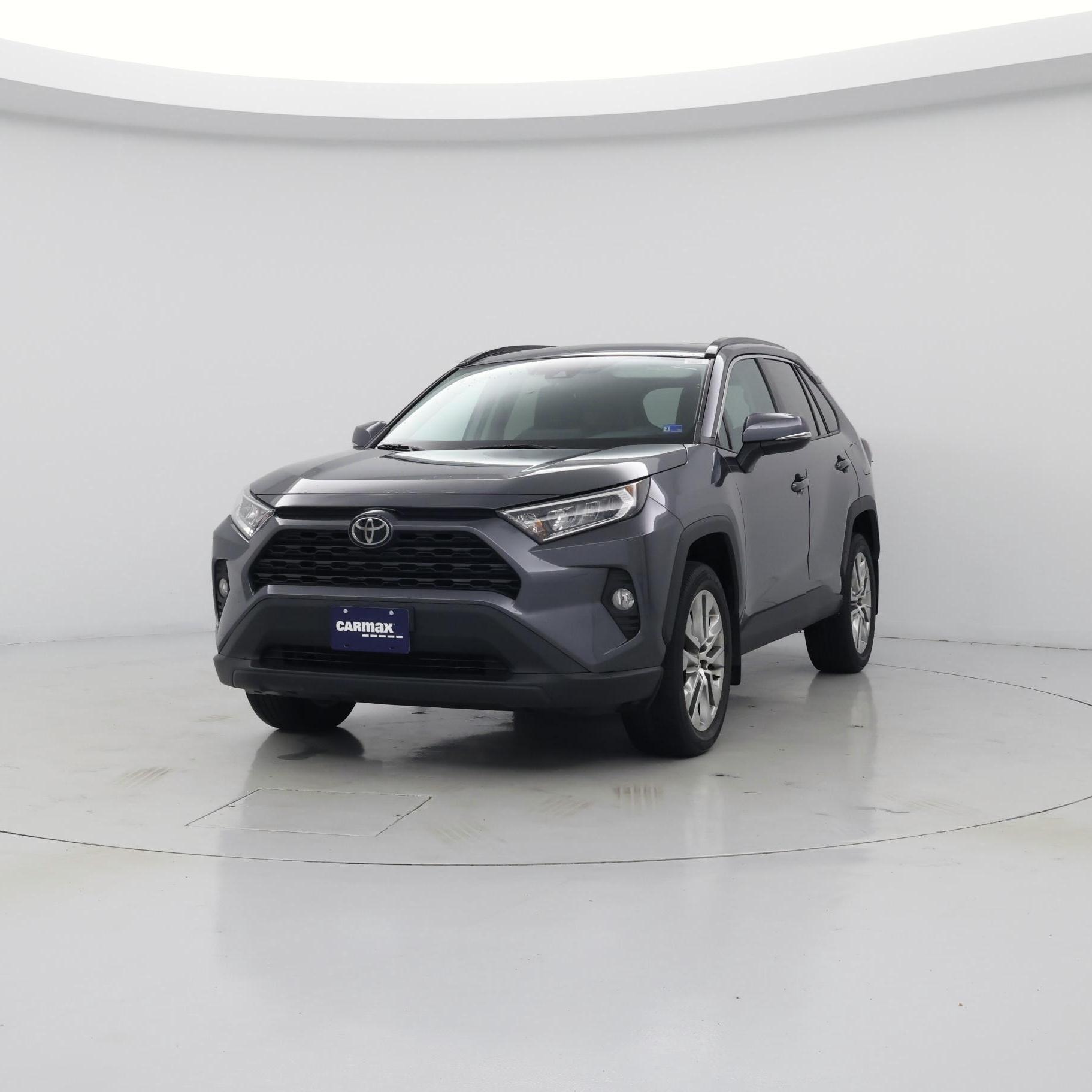 Thumbnail: 2021 Toyota RAV4 - 4