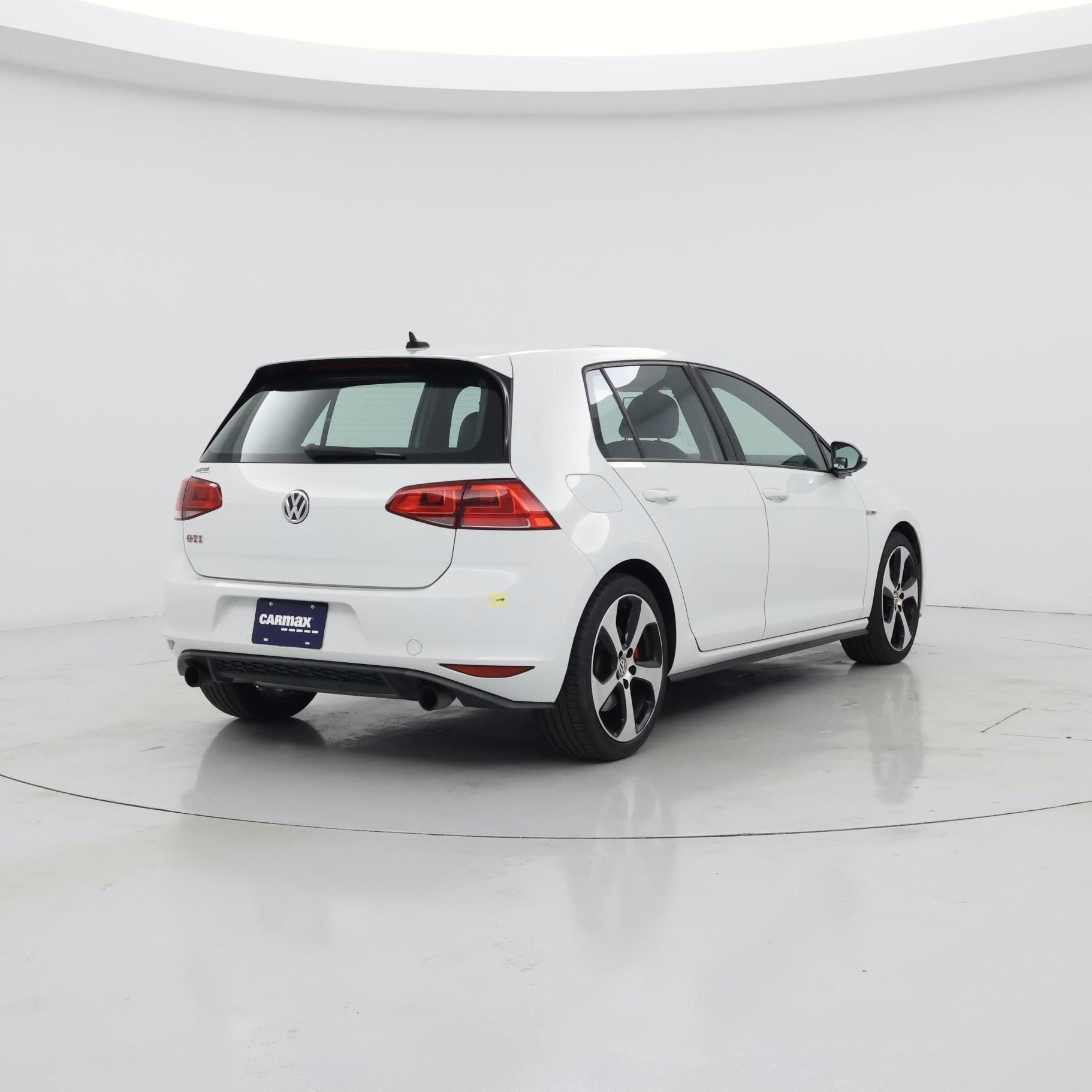 Thumbnail: 2017 Volkswagen Golf - 8